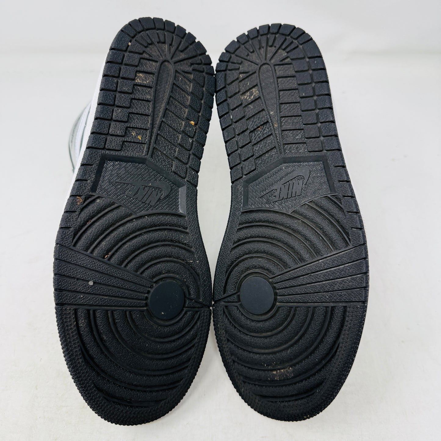 Jordan 1 Retro High Silver Toe (Women's)