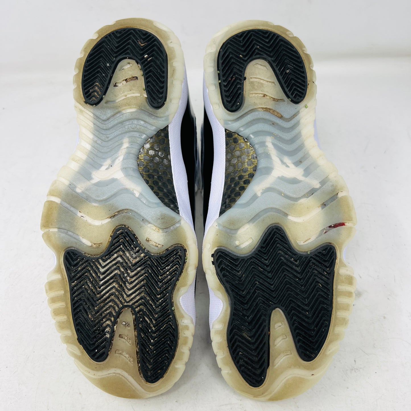 Jordan 11 Retro DMP Gratitude (2023)