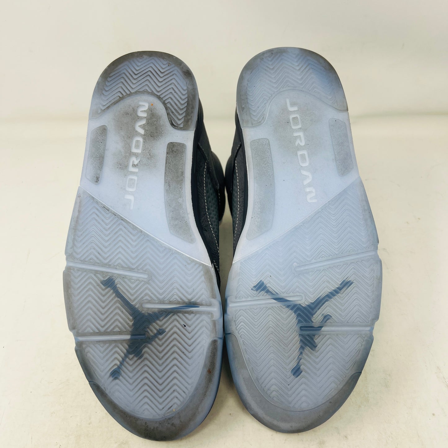 Jordan 5 Retro Wolf Grey (2026)