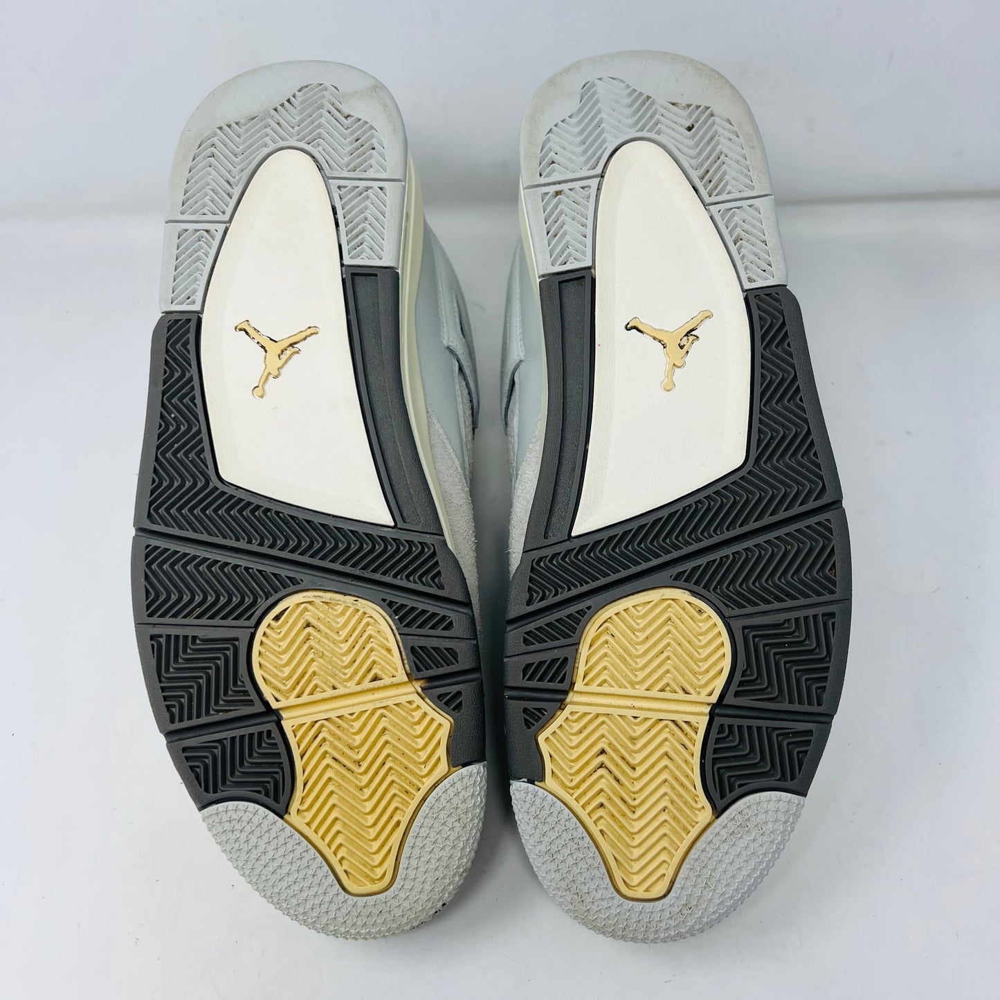 Jordan 4 Retro SE Craft Photon Dust
