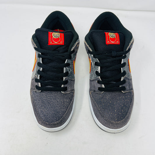 Nike SB Dunk Low Beijing Metallic Gold