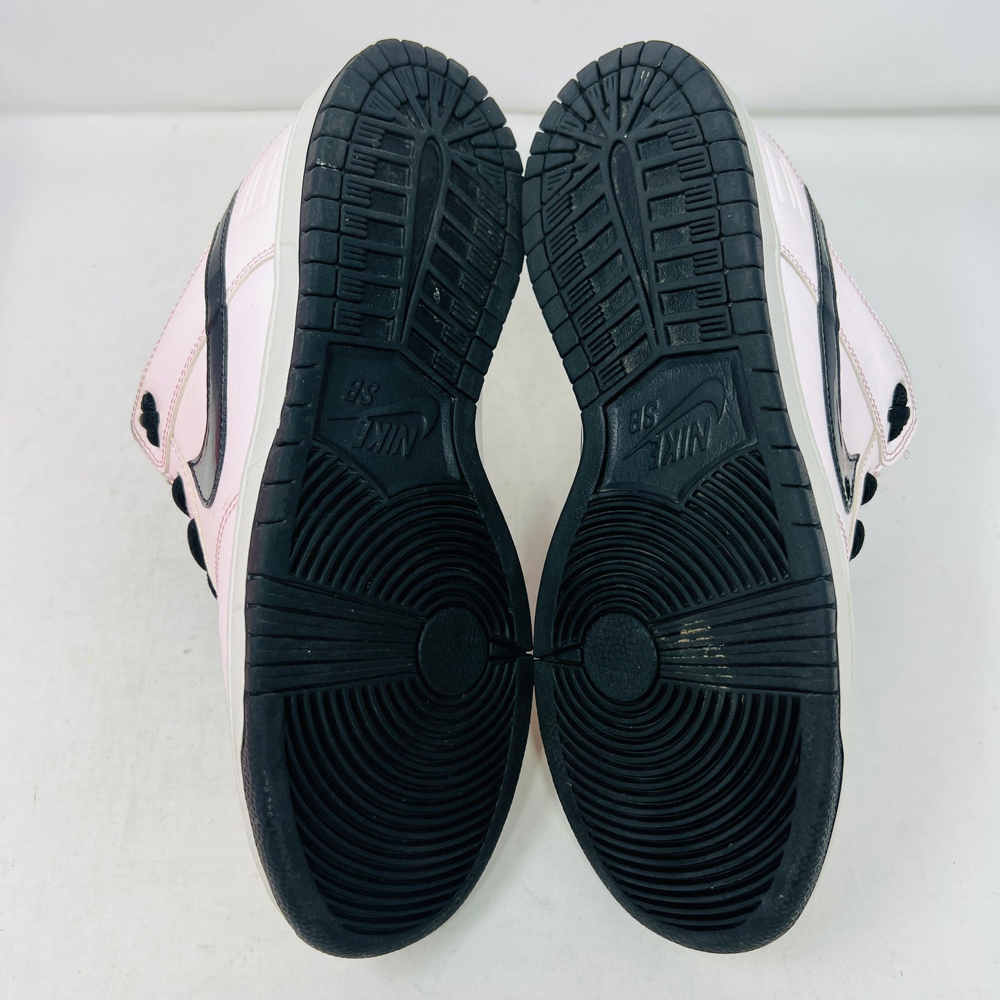 Nike SB Dunk Low Pink Box