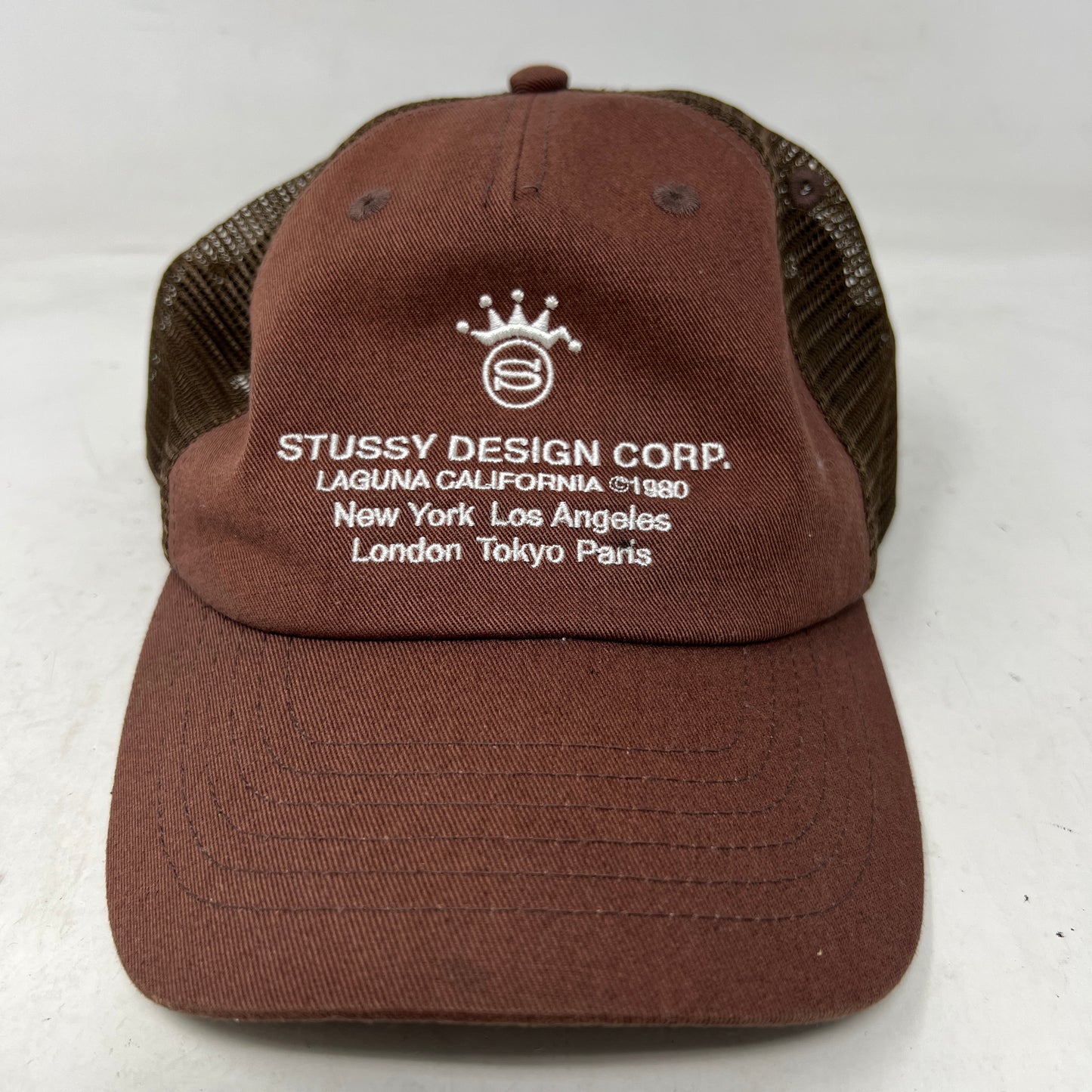 Stüssy Low Profile Design Corp trucker cap