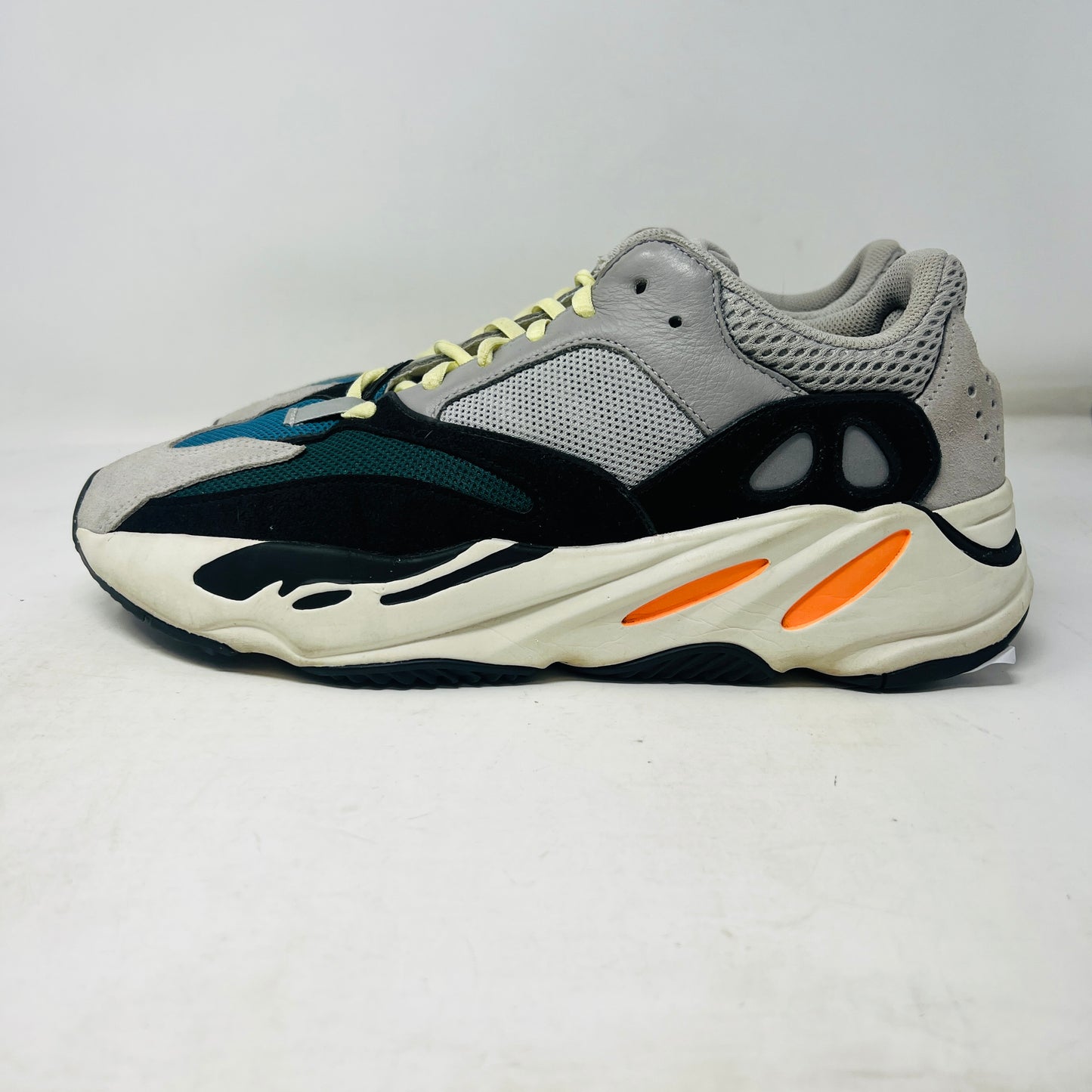 adidas Yeezy Boost 700 Wave Runner