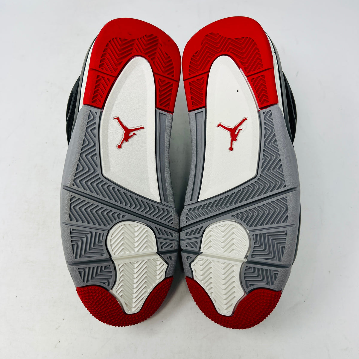 Jordan 4 Retro Bred (2019)