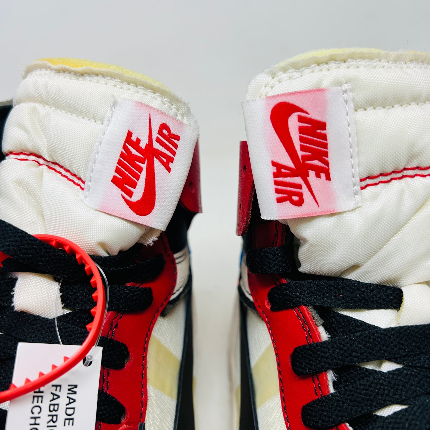 Jordan 1 Retro High Off-White Chicago