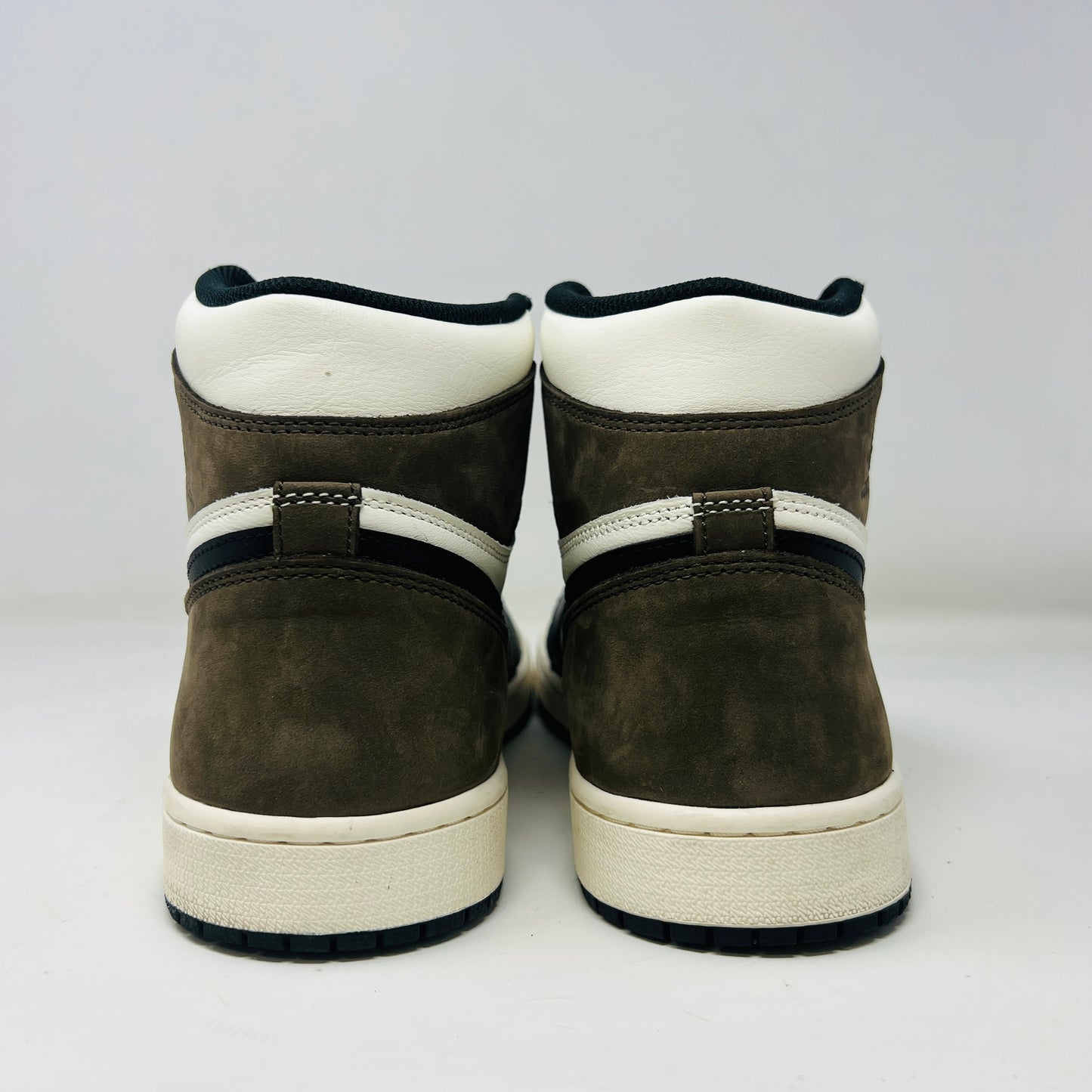 Jordan 1 Retro High Dark Mocha
