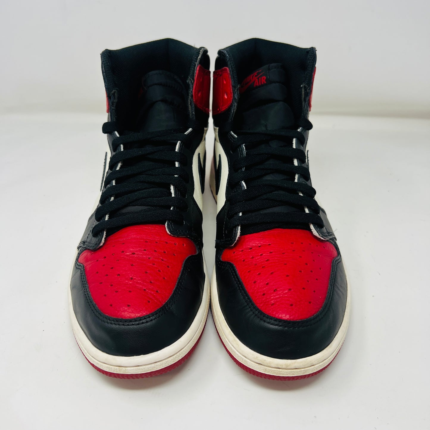 Jordan 1 Retro High Bred Toe