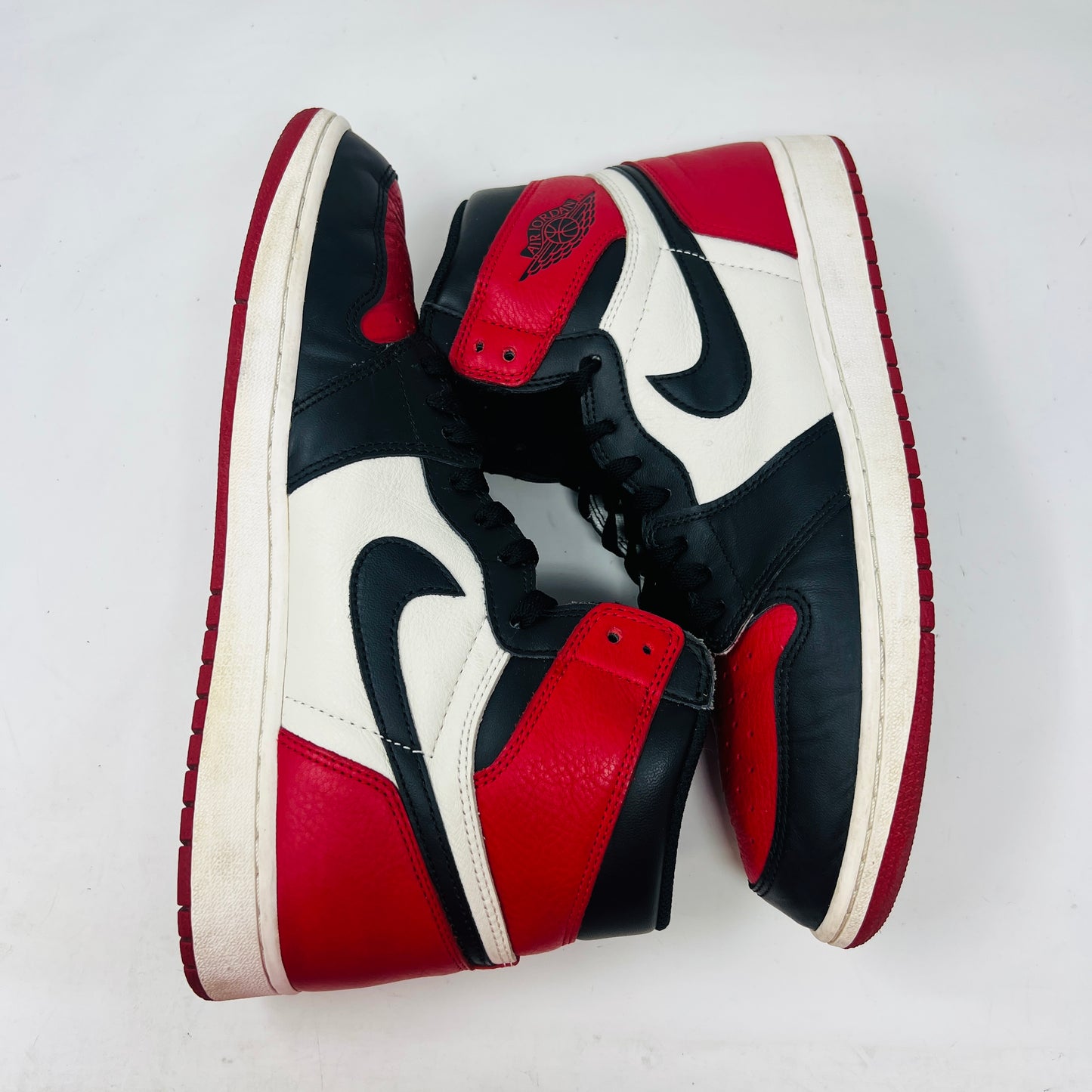 Jordan 1 Retro High Bred Toe