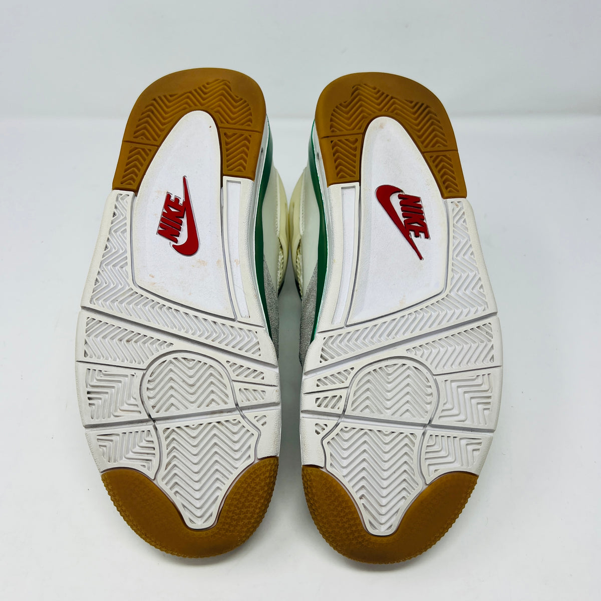 Jordan 4 Retro SB Pine Green