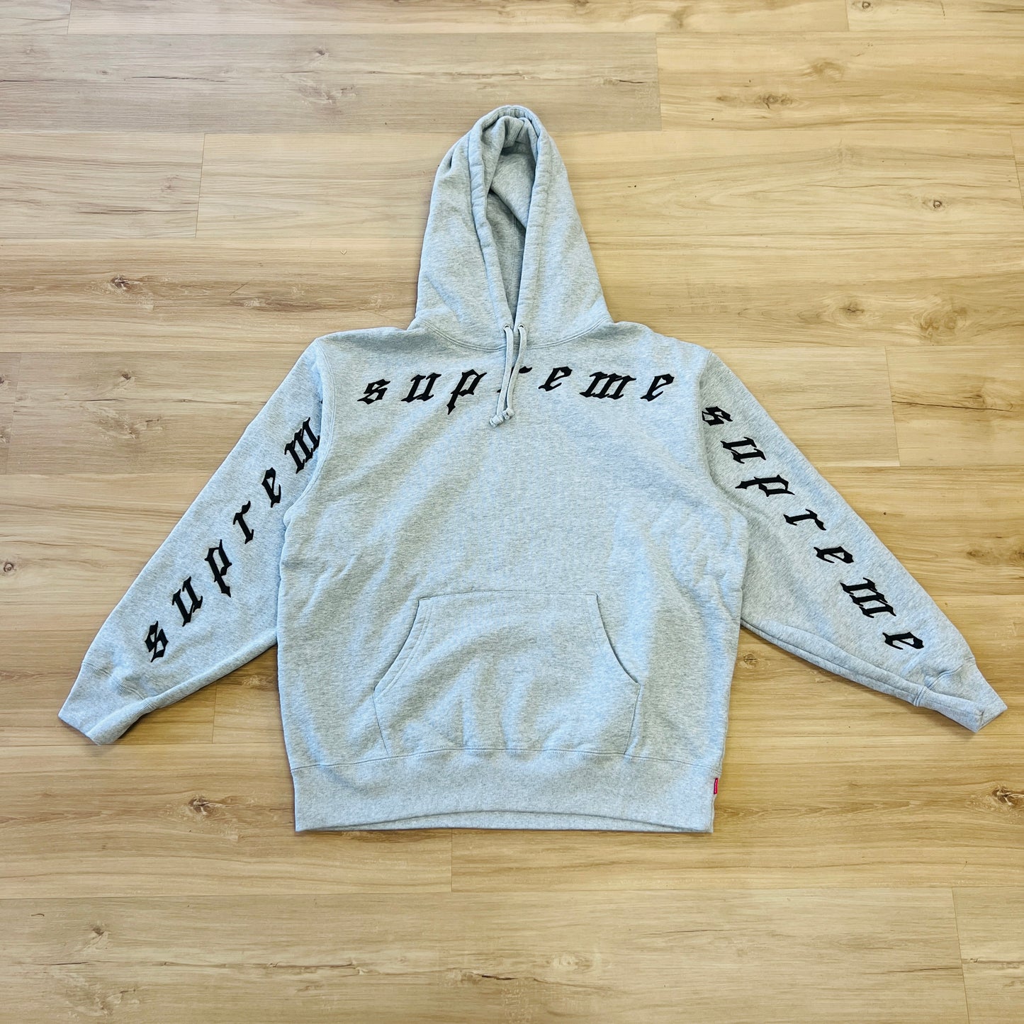 Supreme Raised Embroidery Hooded Sweatshirt Heather Grey
