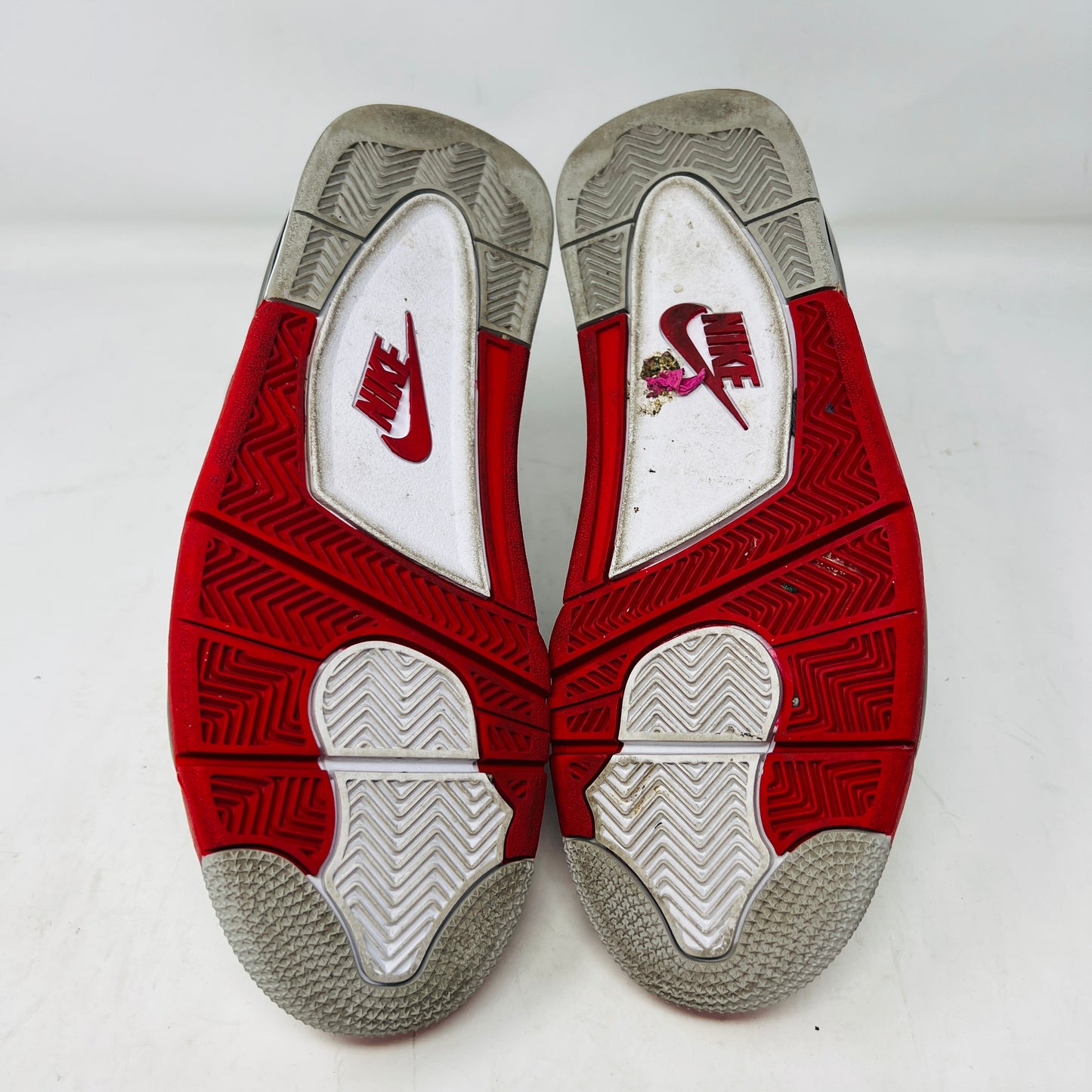 Jordan 4 Retro Fire Red (2020)