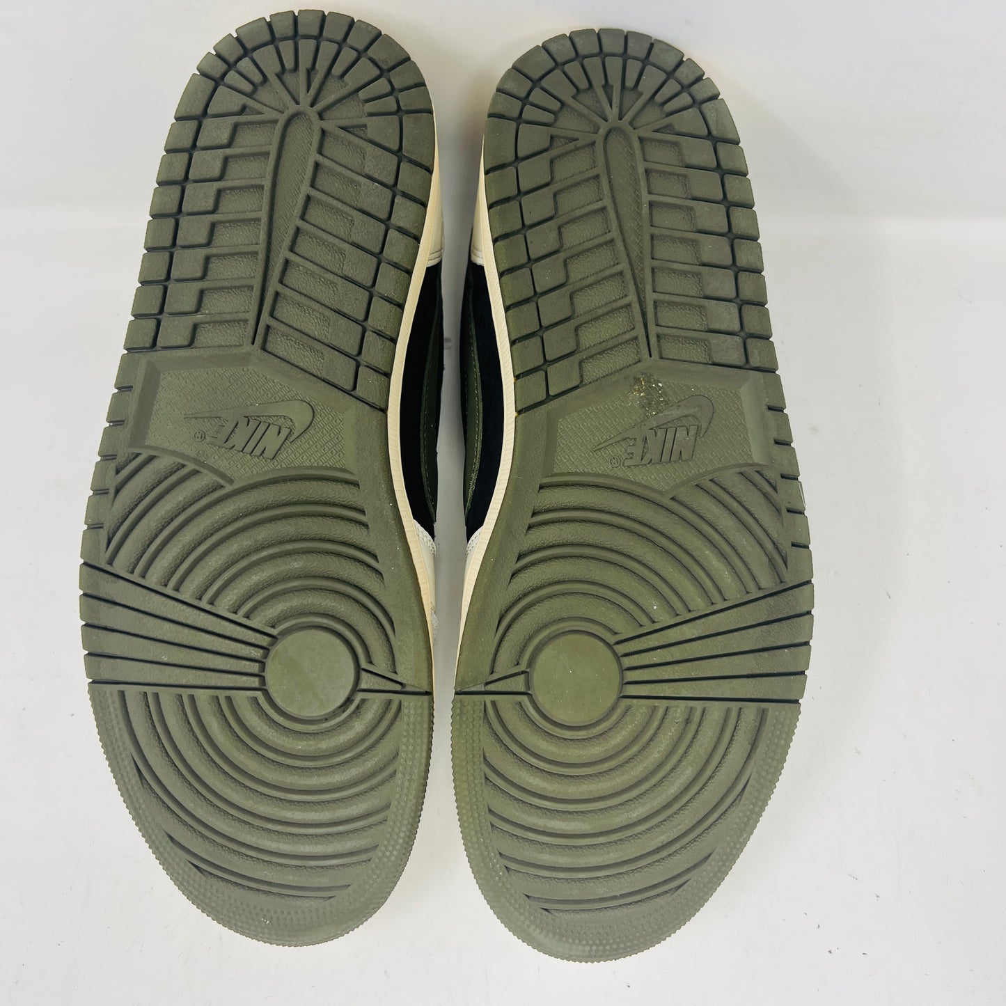 Jordan 1 Retro Low OG SP Travis Scott Olive (Women's)