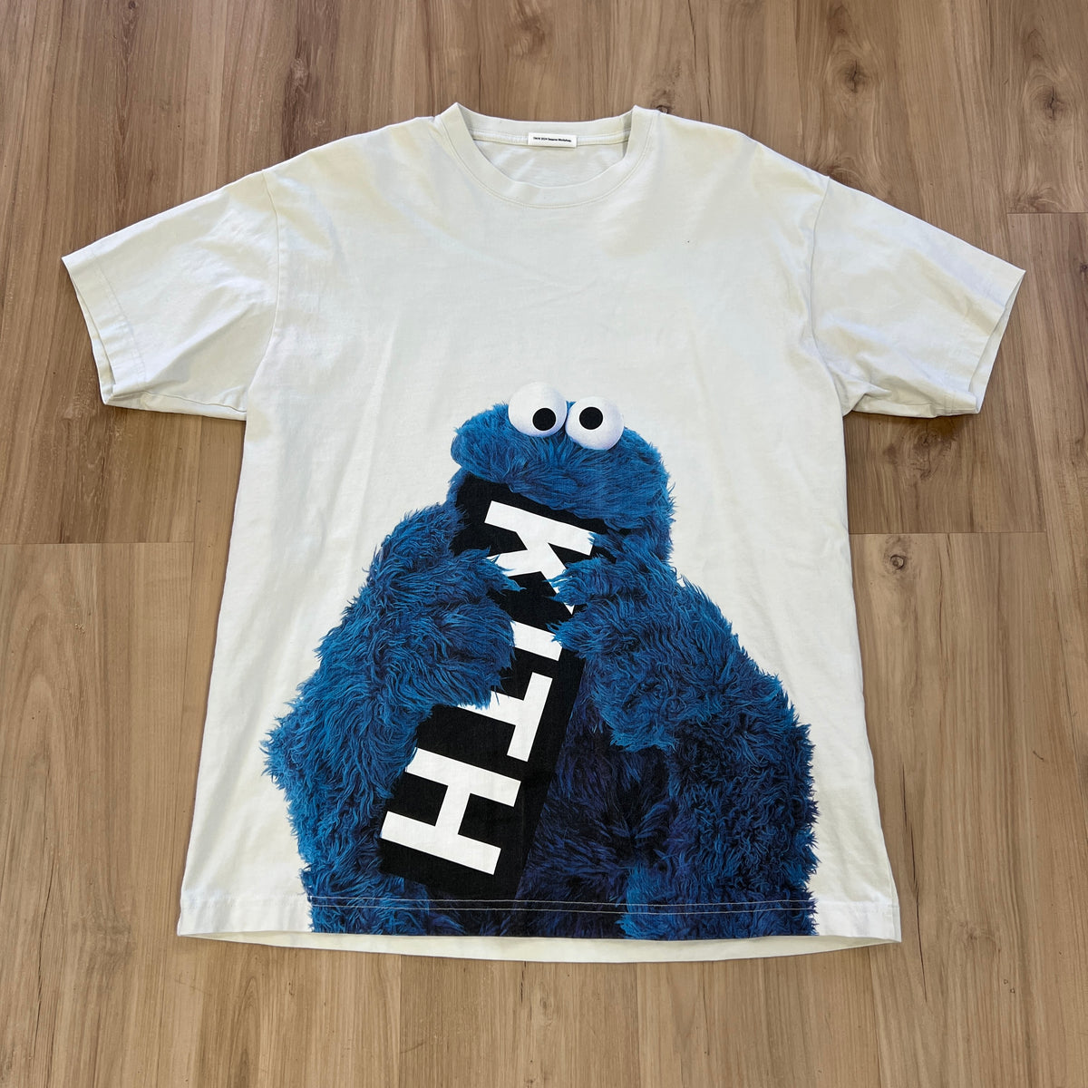 Kith x Sesame Street Cookie Monster Tee Chalk