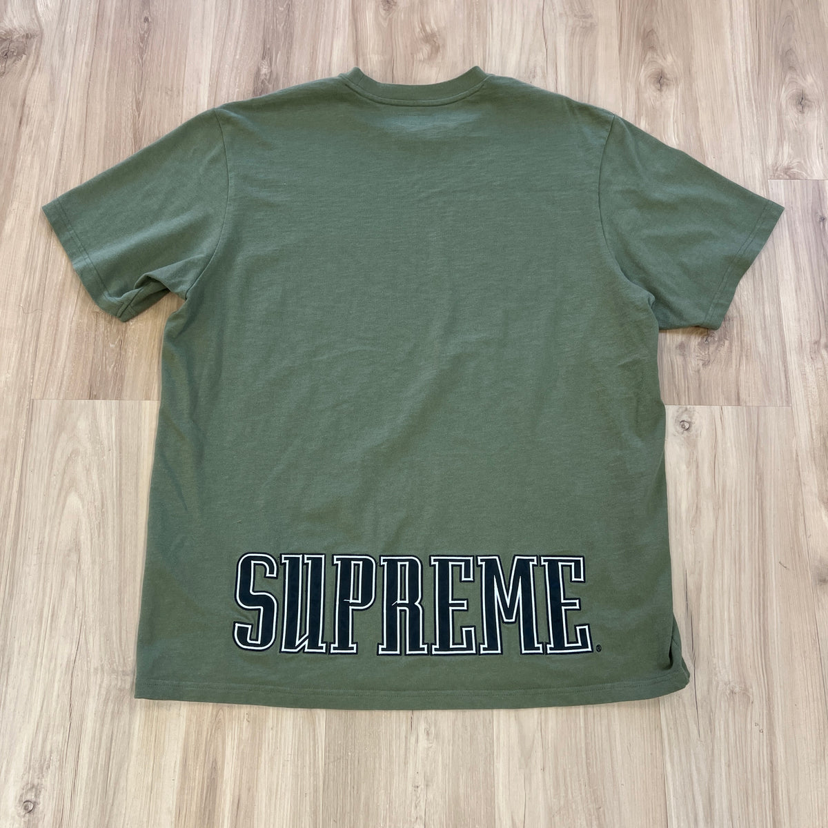 Supreme Contrast Appliqué S/S Tee Olive