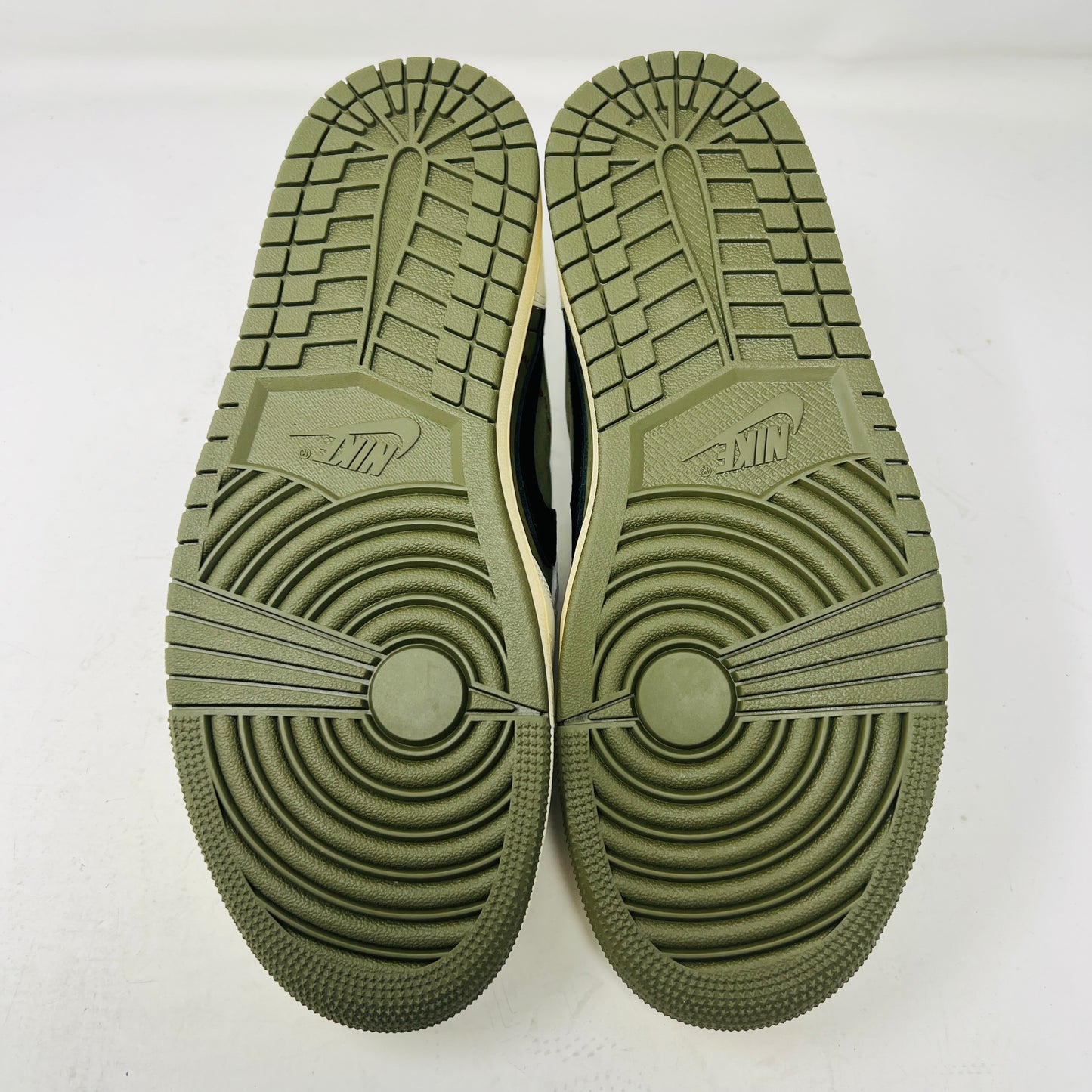 Jordan 1 Retro Low OG SP Travis Scott Medium Olive