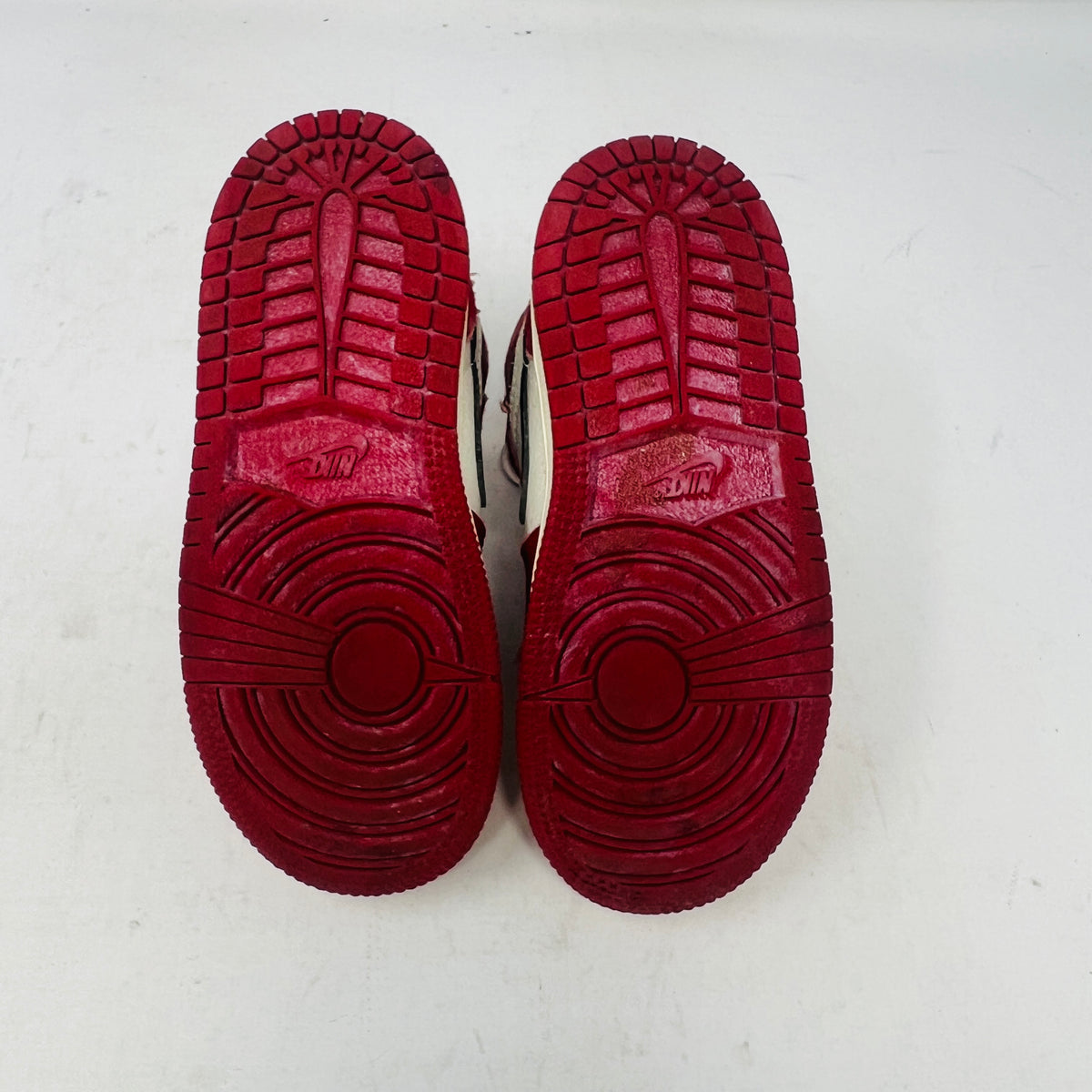 Jordan 1 Retro High OG Chicago Lost and Found (TD)