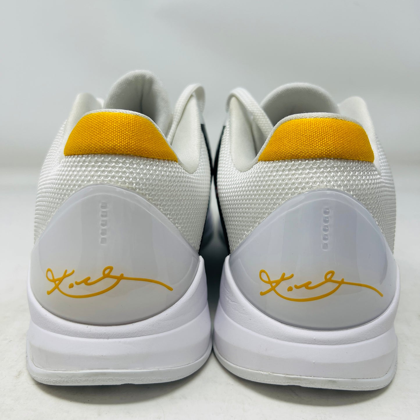 Kobe V Protro Bruce Lee Alternate