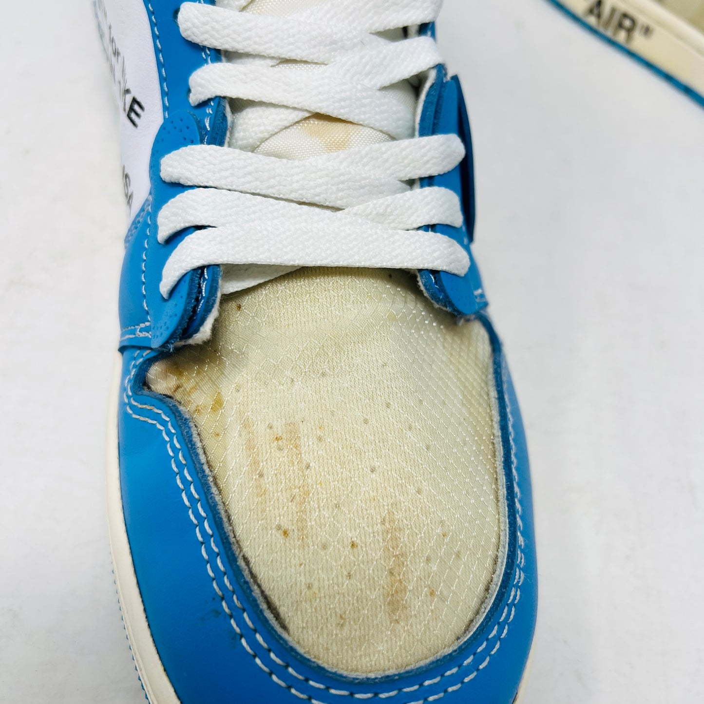Jordan 1 Retro High Off-White University Blue