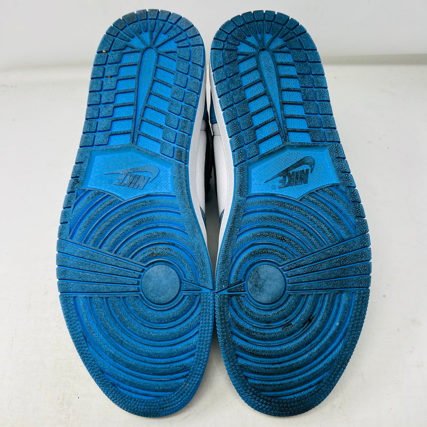 Jordan 1 Retro High OG University Blue