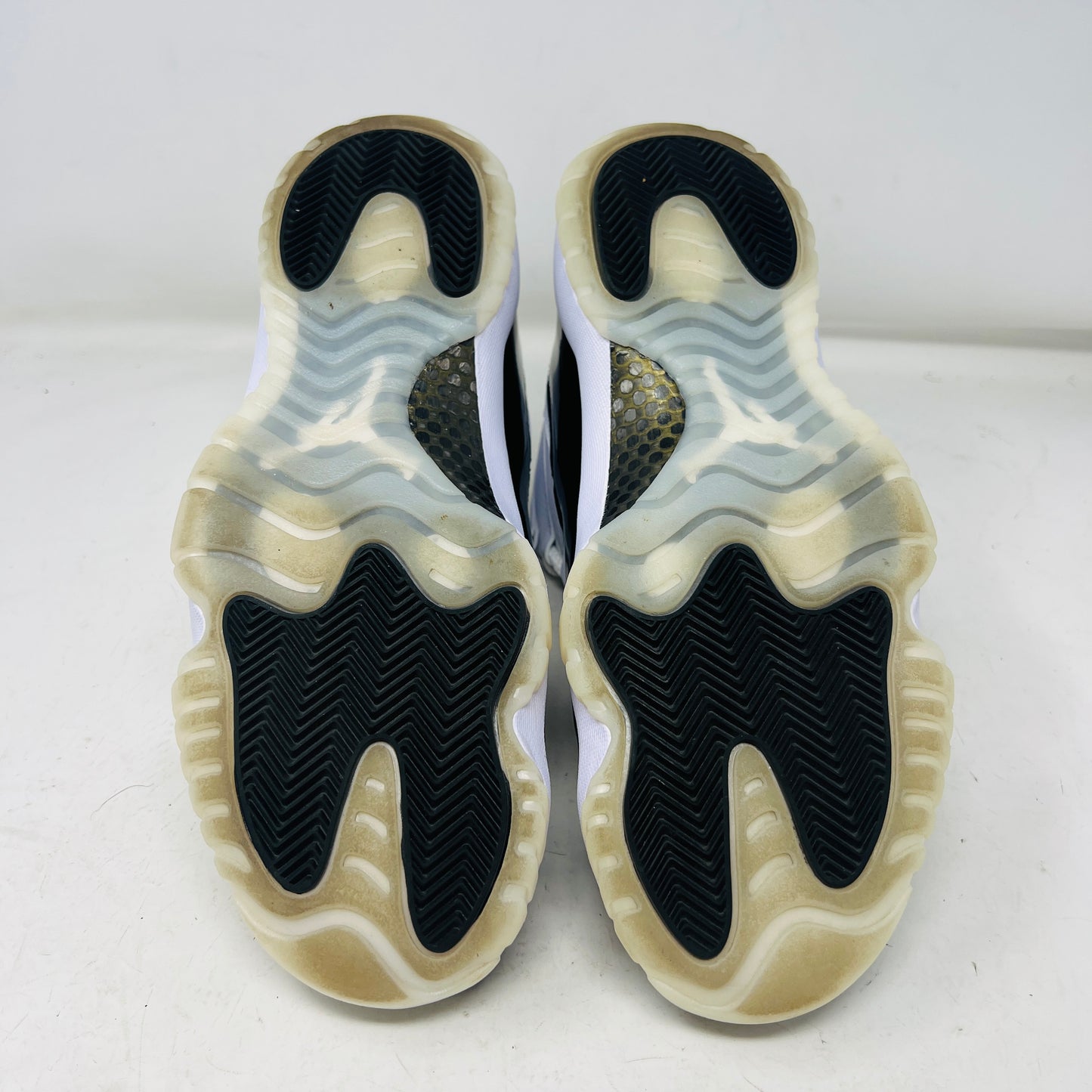 Jordan 11 Retro DMP Gratitude (2023)