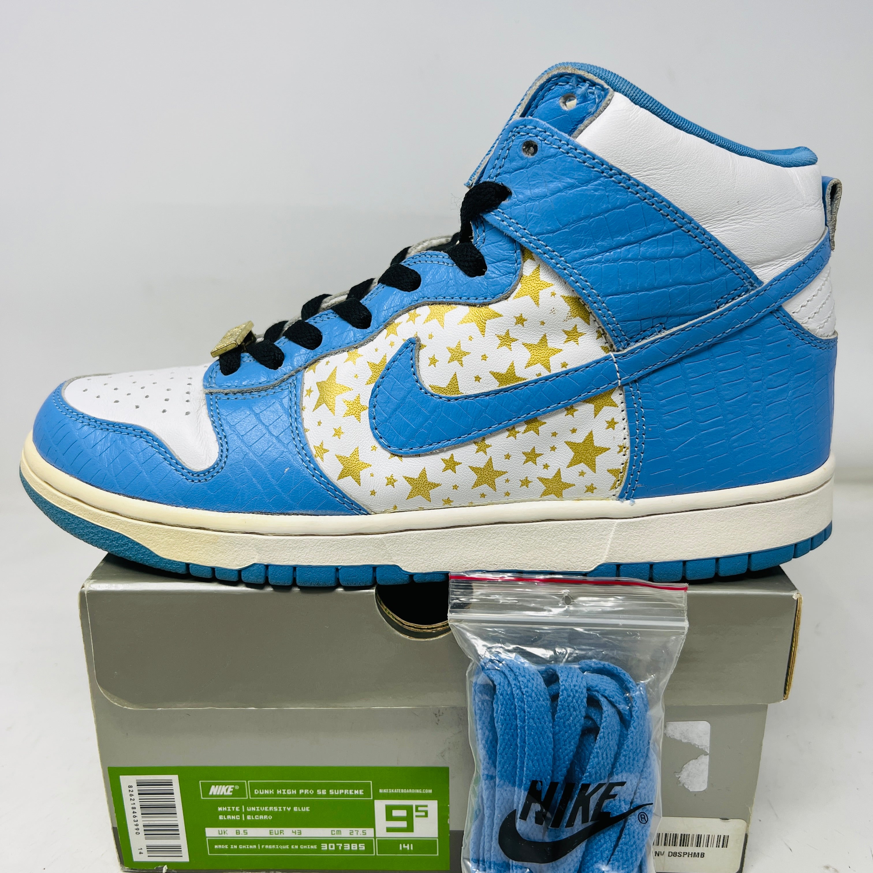 レア Supreme 03FW Nike SB Dunk スター ビーニー 星 Nike Dunk High Pro SB Supreme Blue Stars – Holy Ground