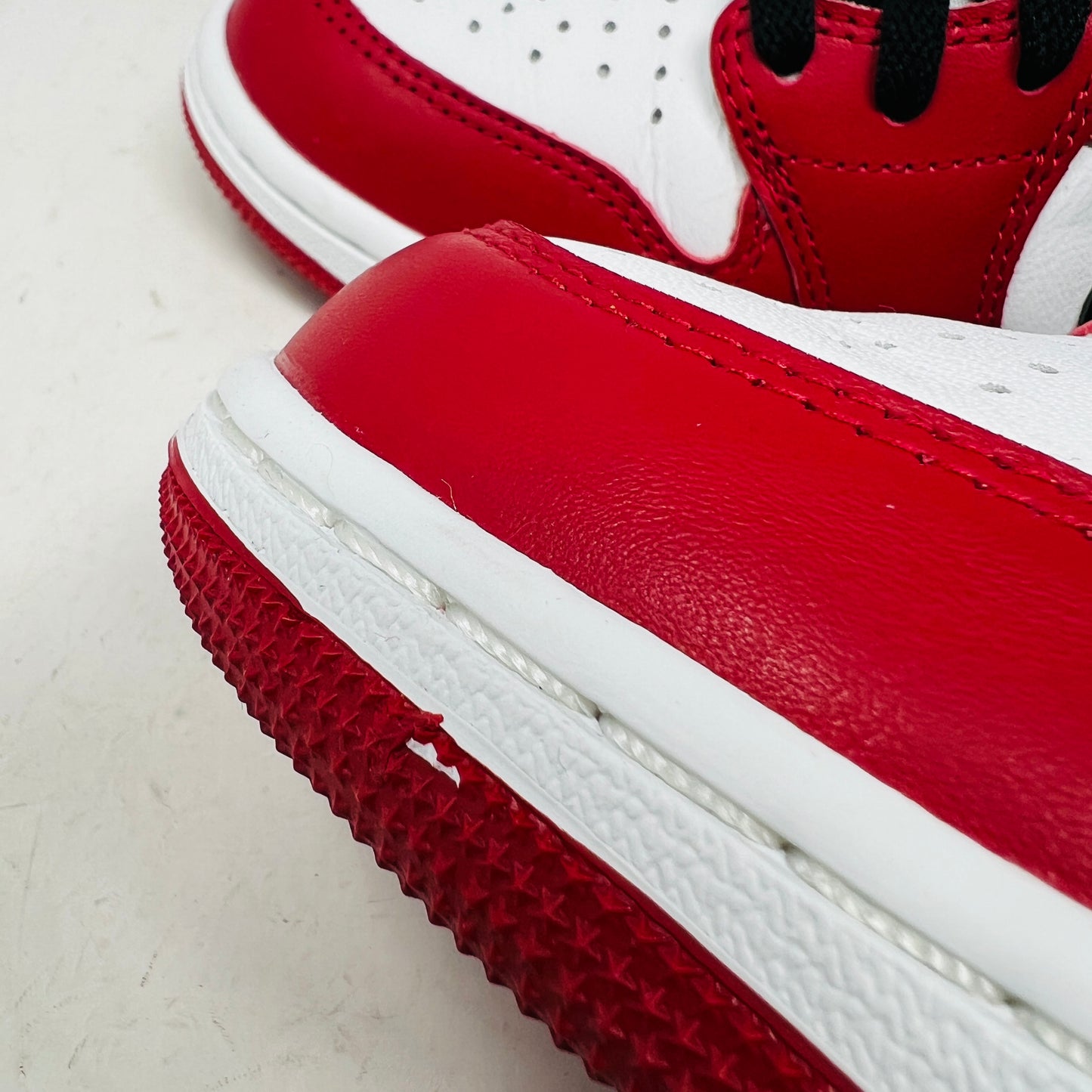 Jordan 1 Retro Low OG Chicago (2025)