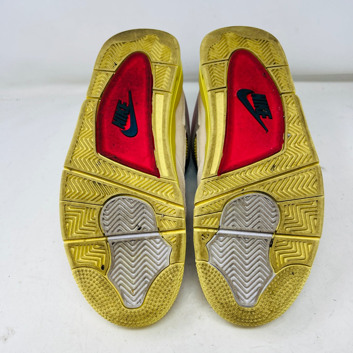 Jordan 4 Retro Union Guava Ice