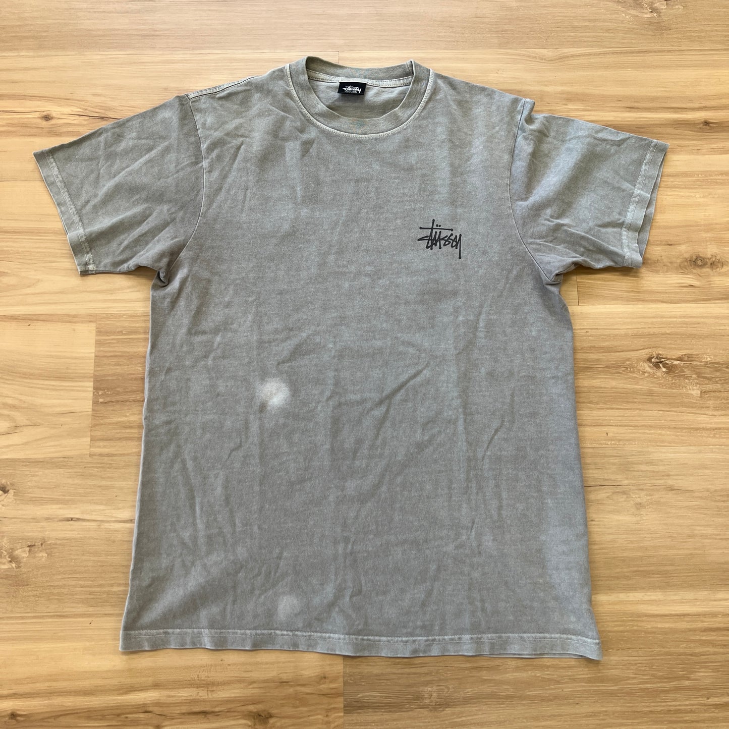 Stussy Basic Pigment Dyed Tee in grey