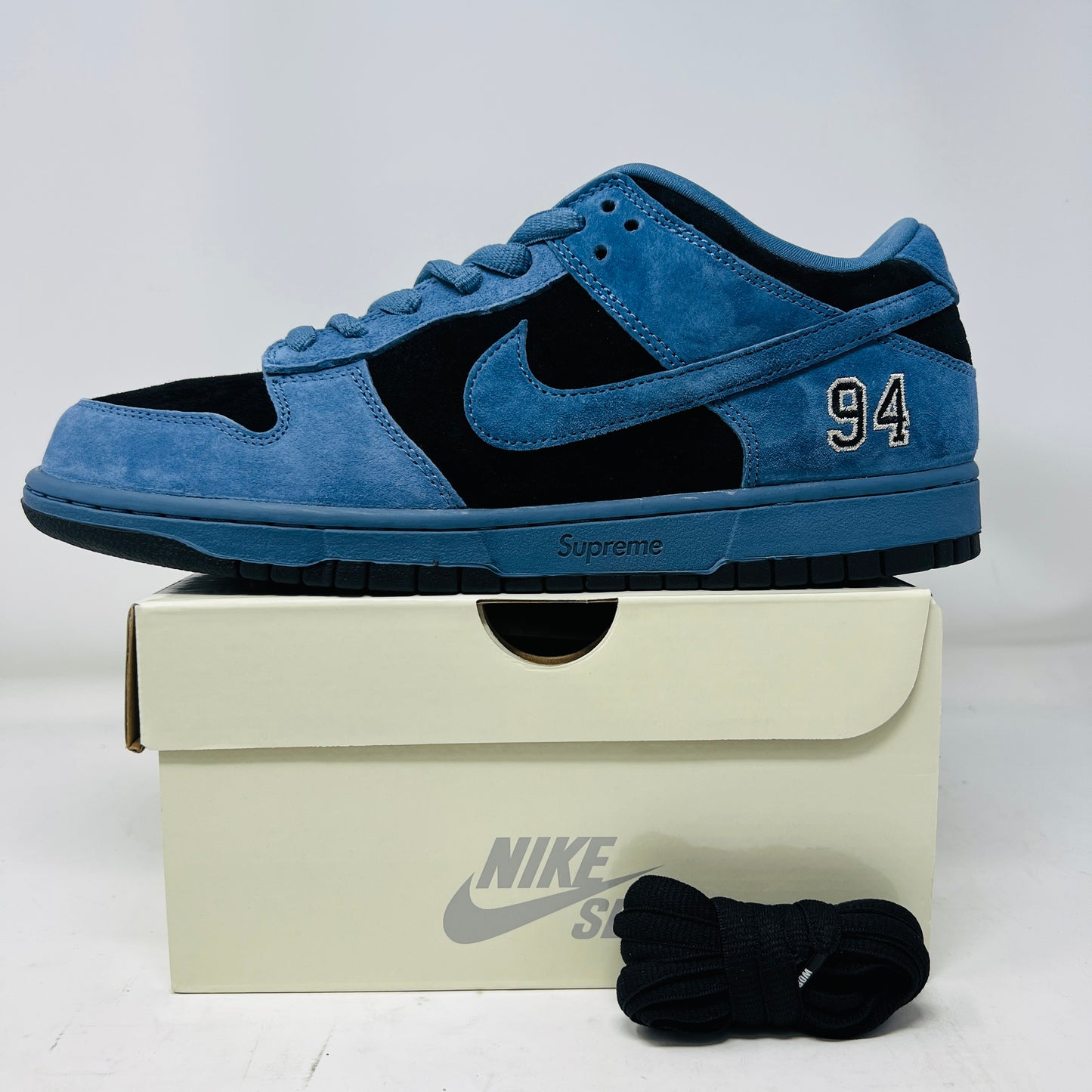 Nike SB Dunk Low Supreme 94 Ocean Fog