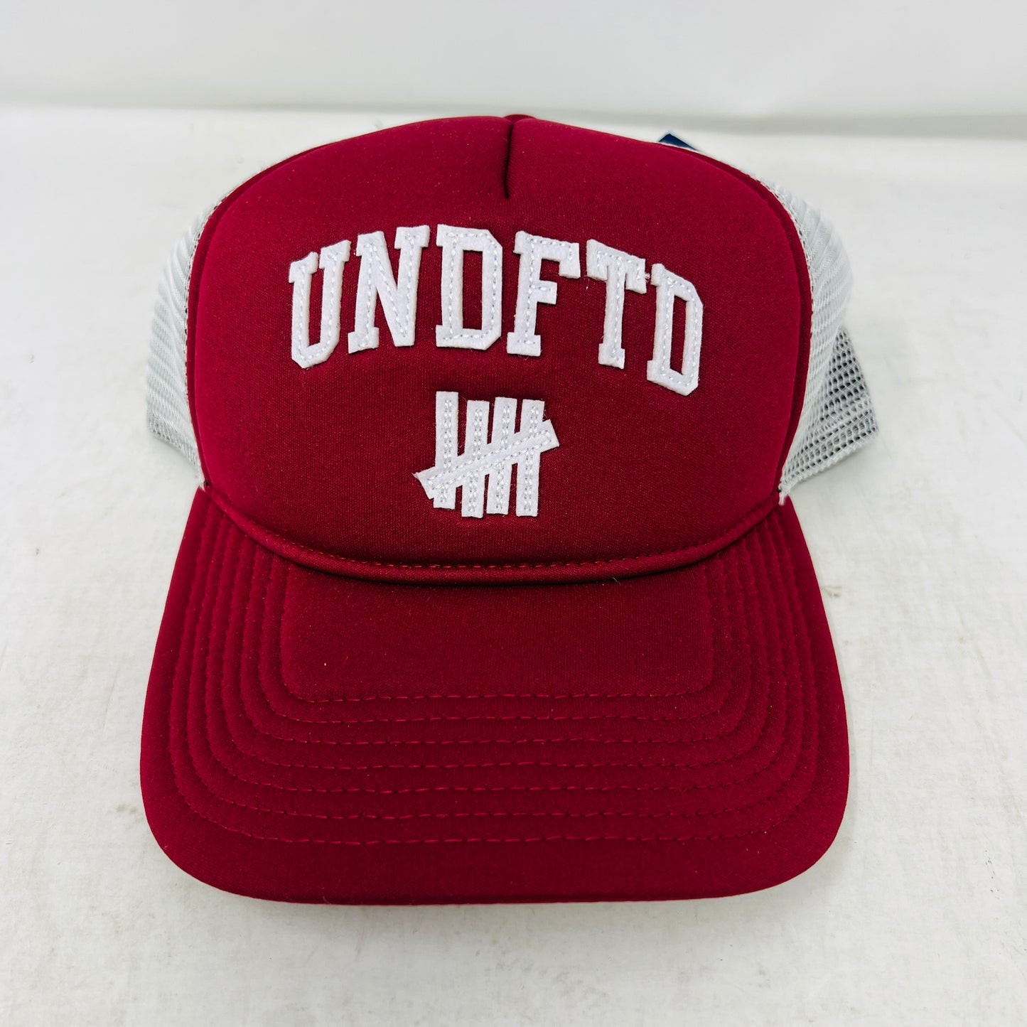 Undefeated Arch Logo Trucker Hat Burgundy