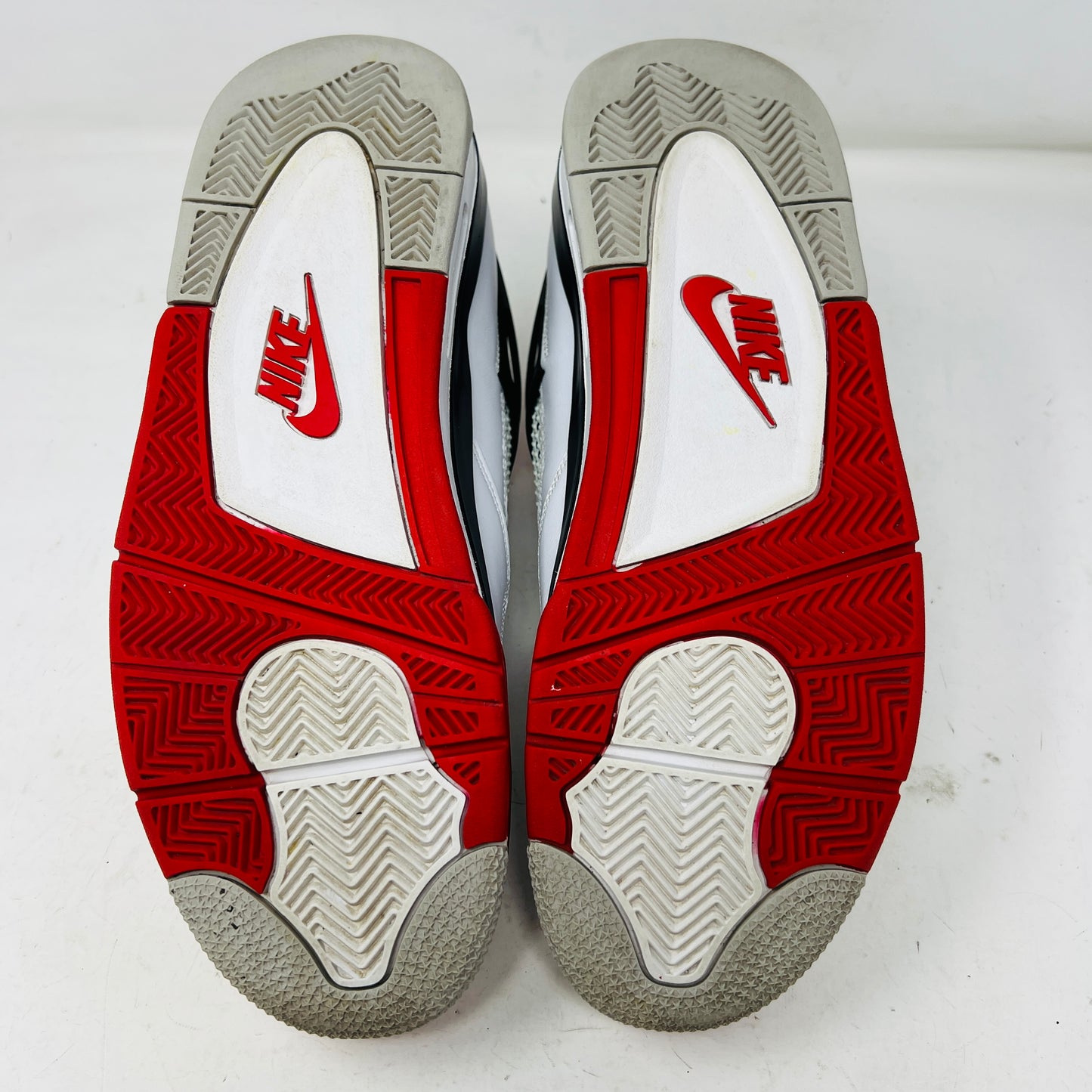 Jordan 4 Retro Fire Red (2020)