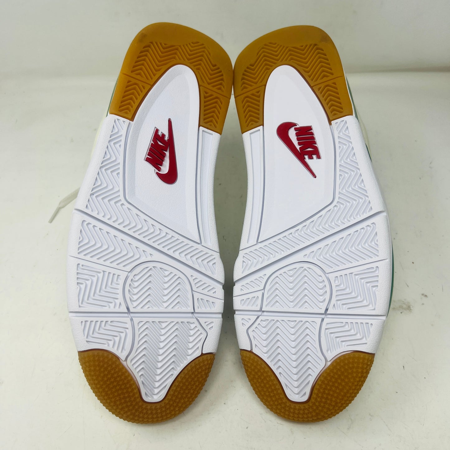 Jordan 4 Retro SB Pine Green