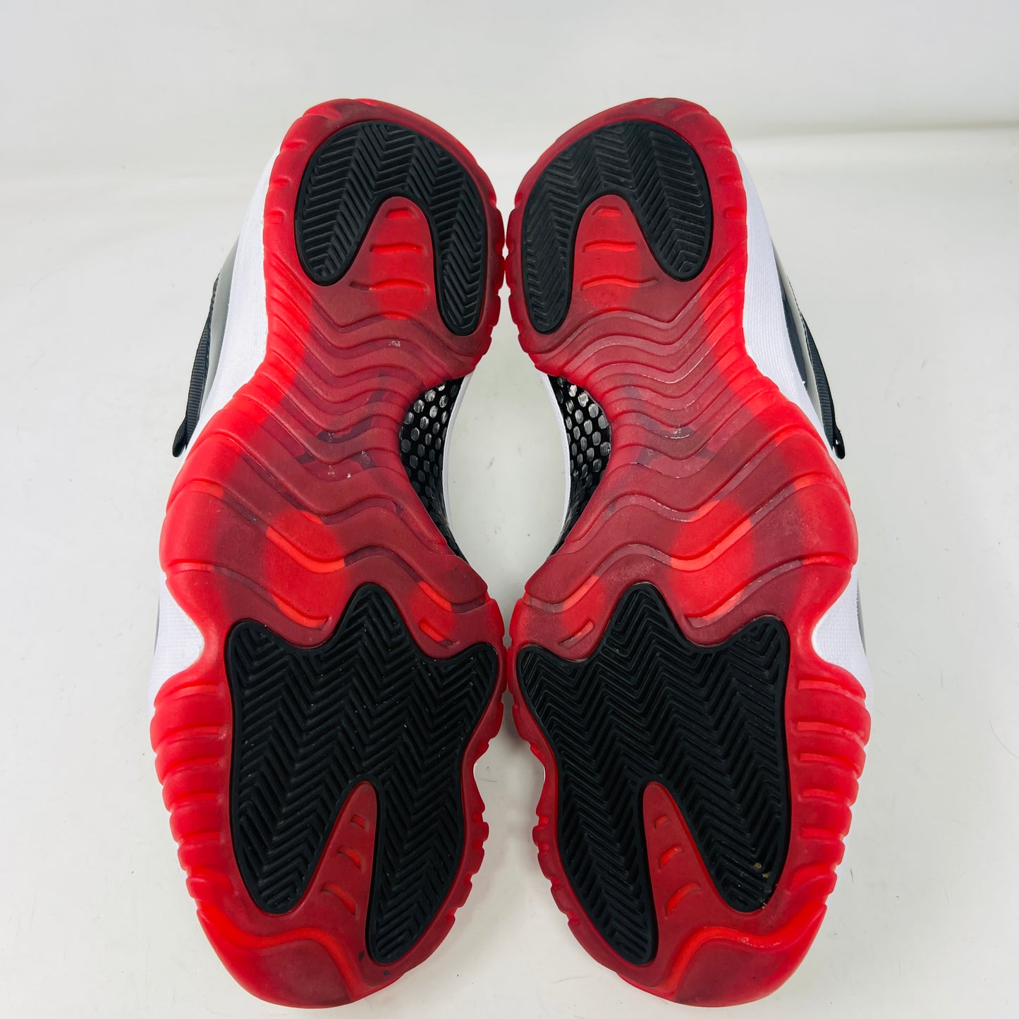 Jordan 11 Retro Low Bred (2025)
