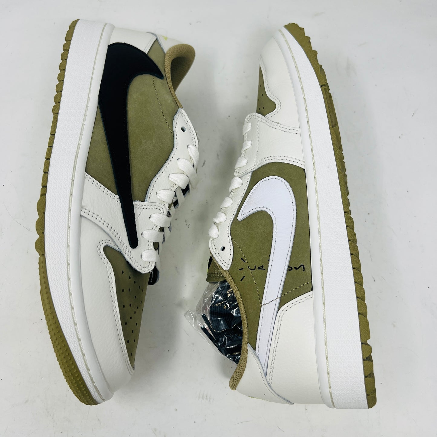 Jordan 1 Retro Low Golf Travis Scott Neutral Olive