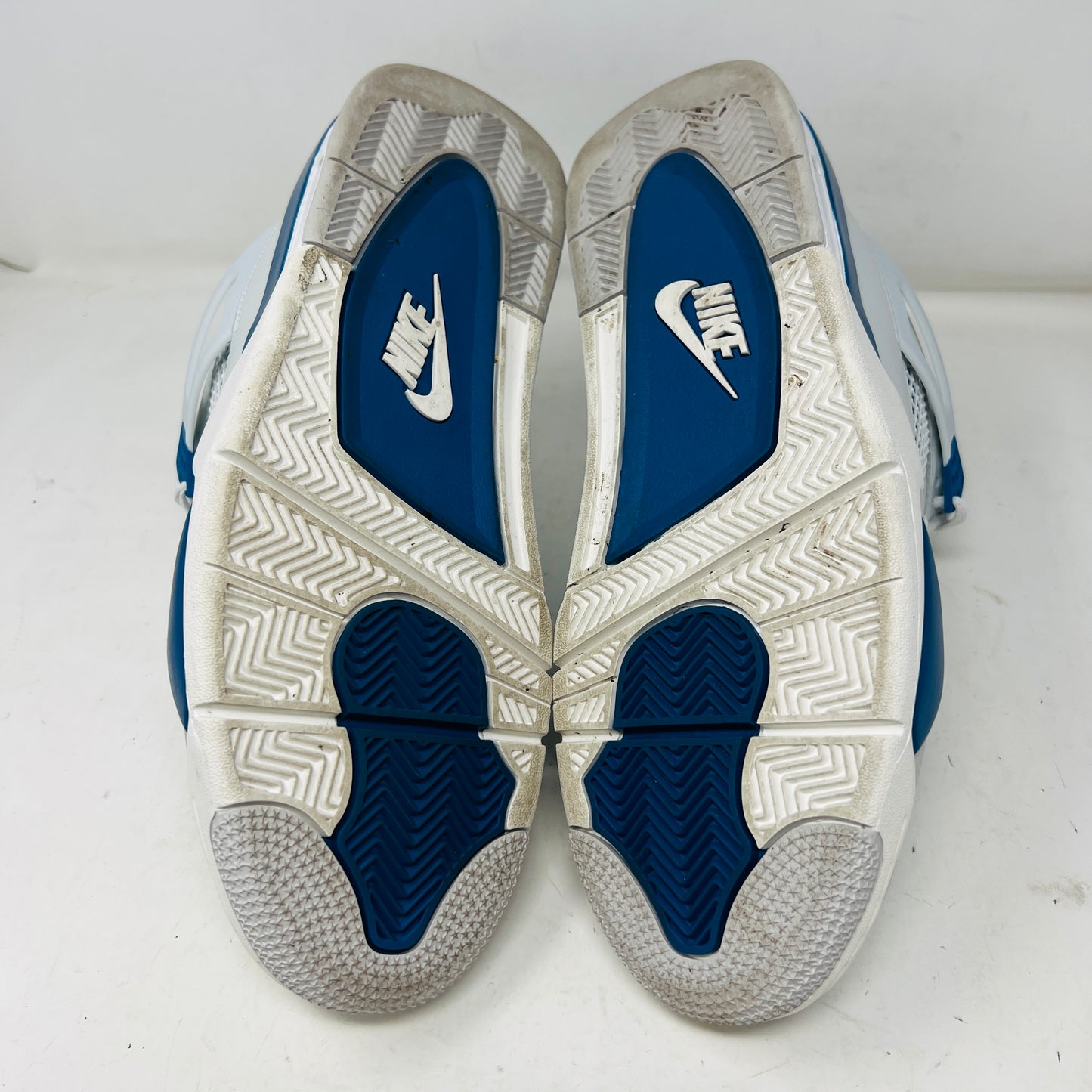 Jordan 4 Retro Military Blue (2024)