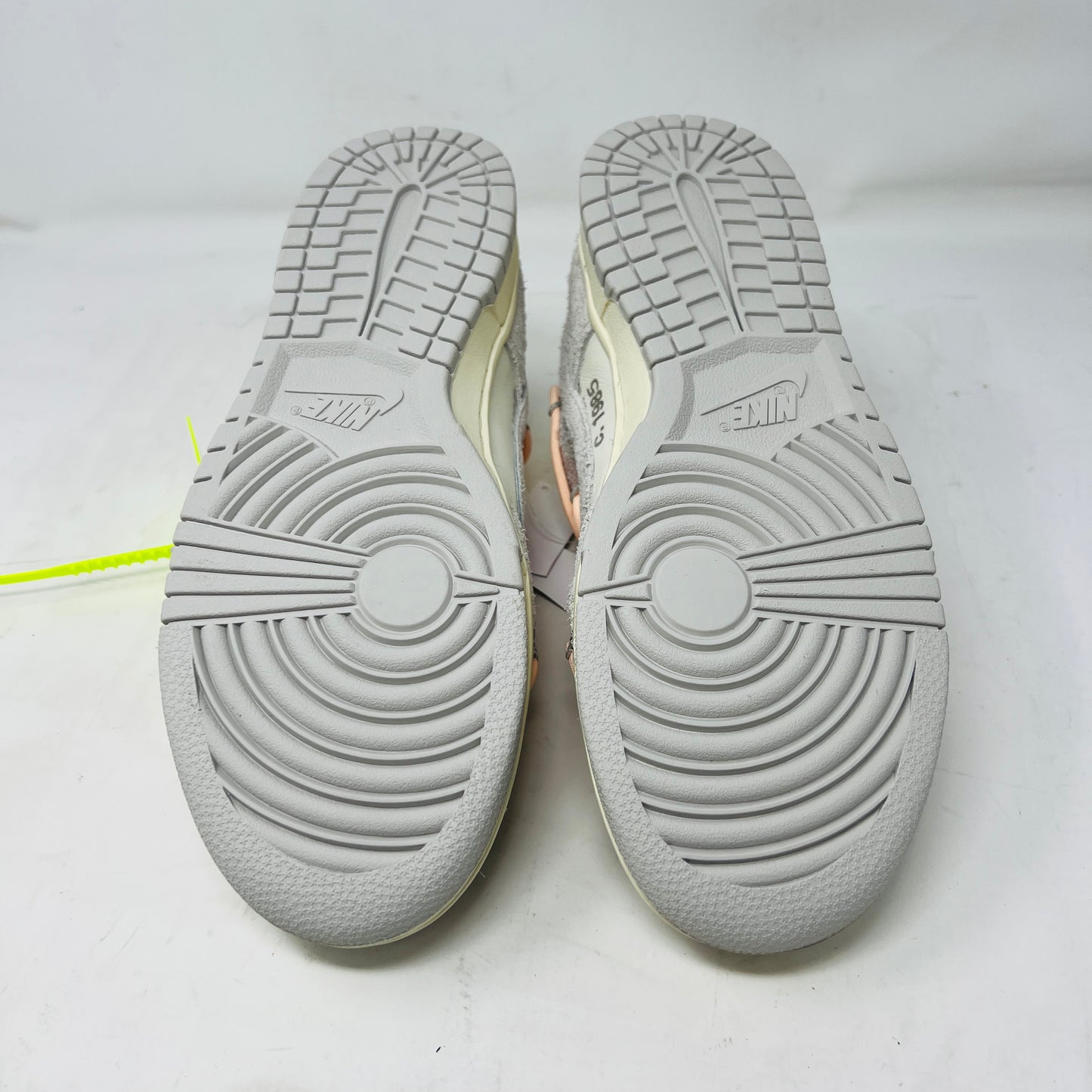 Nike Dunk Low Off White Lot 12