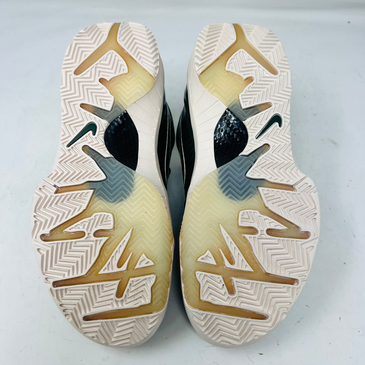 Nike Kobe 4 Protro Undefeated Milwaukee Bucks