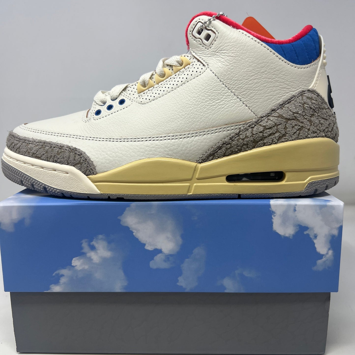 Jordan 3 Retro Seoul 2.0 sneakers, brand new with hang tag, 2025 release.