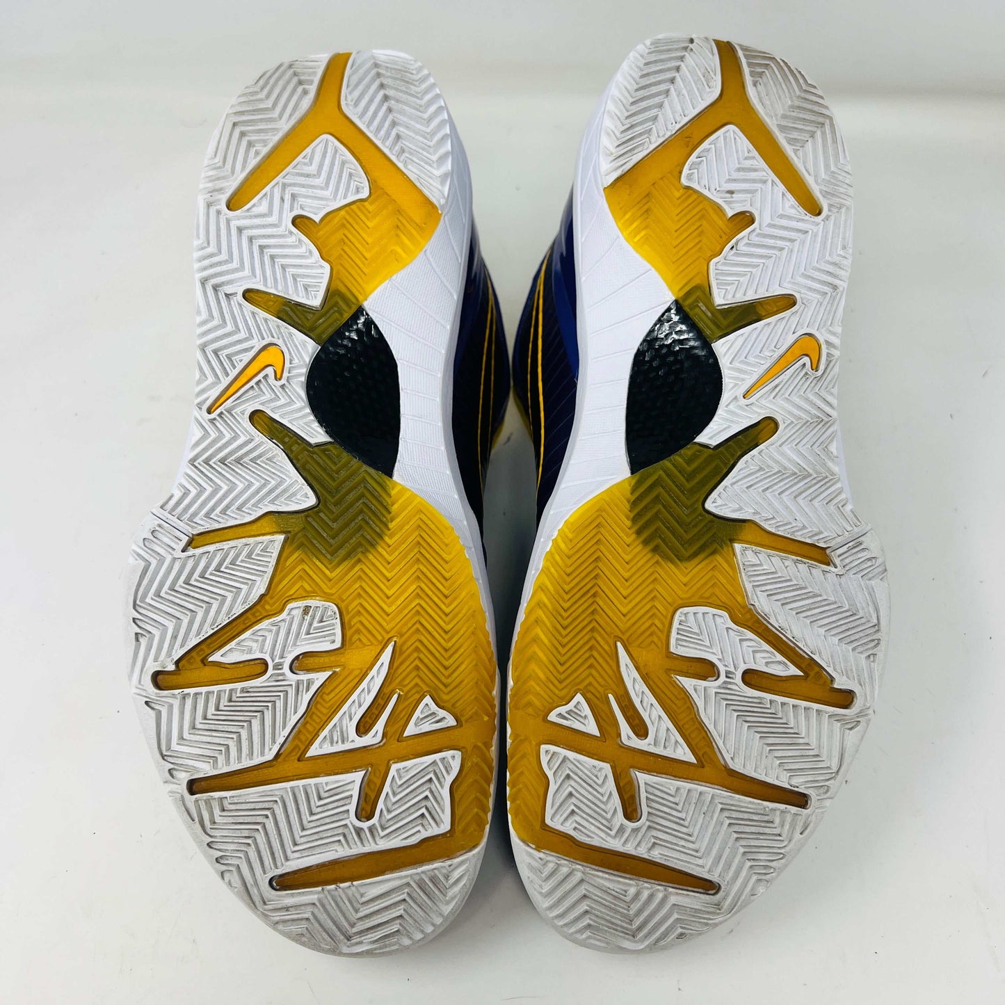 Nike Kobe 4 Protro Undefeated Los Angeles Lakers