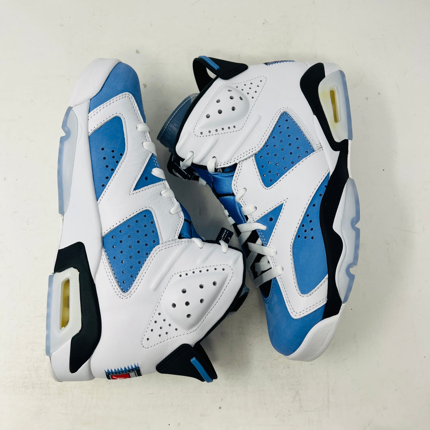 Jordan 6 Retro UNC White