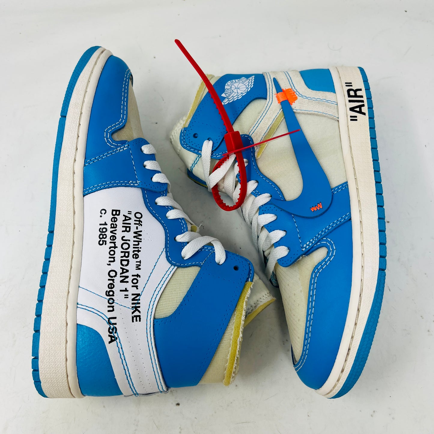 Jordan 1 Retro High Off-White University Blue