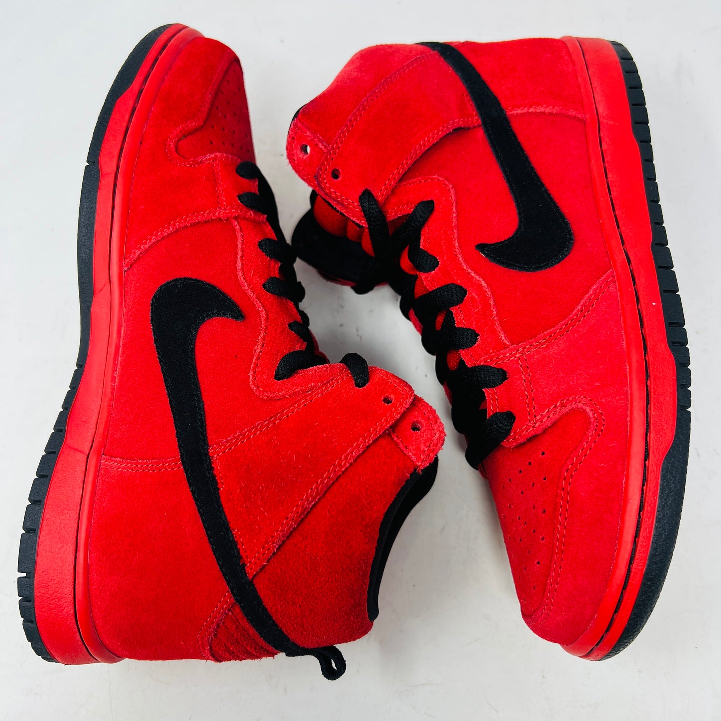 Nike SB Dunk High Red Devil