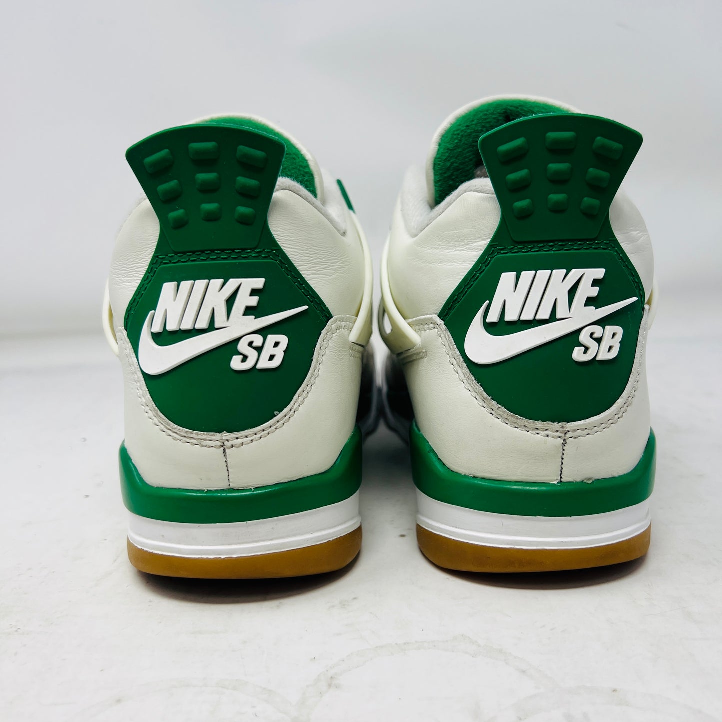 Jordan 4 Retro SB Pine Green