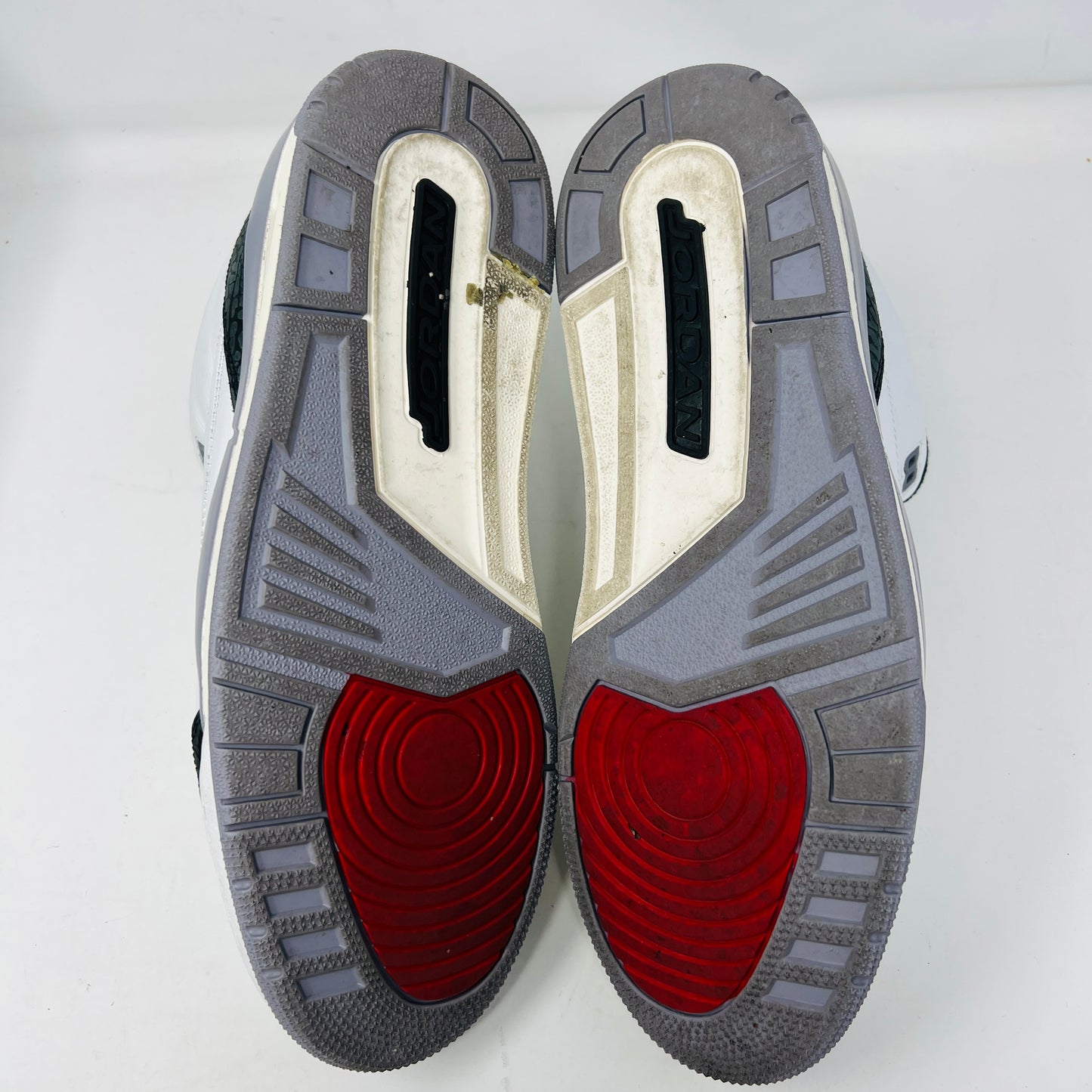 Jordan 3 Retro Cement Grey