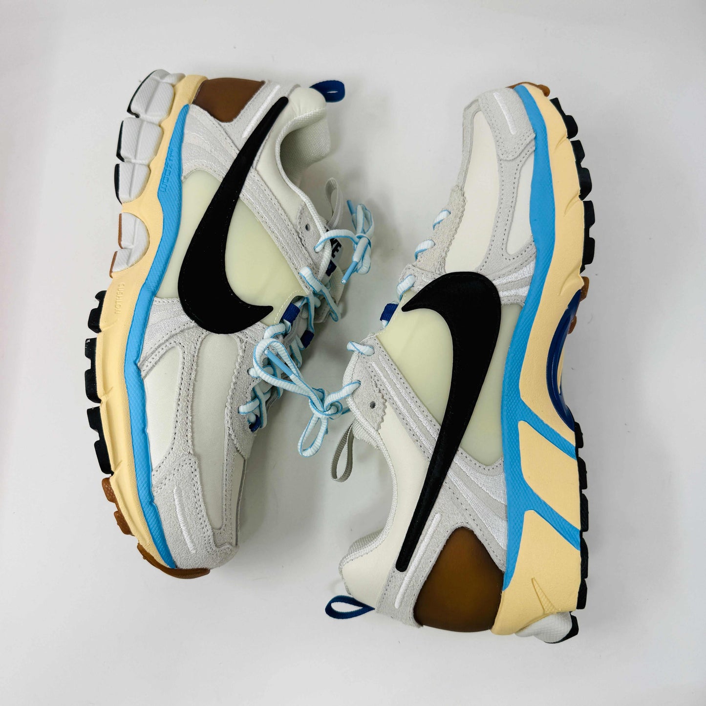 Nike Zoom Vomero 5 Designed by Japan (Women's)