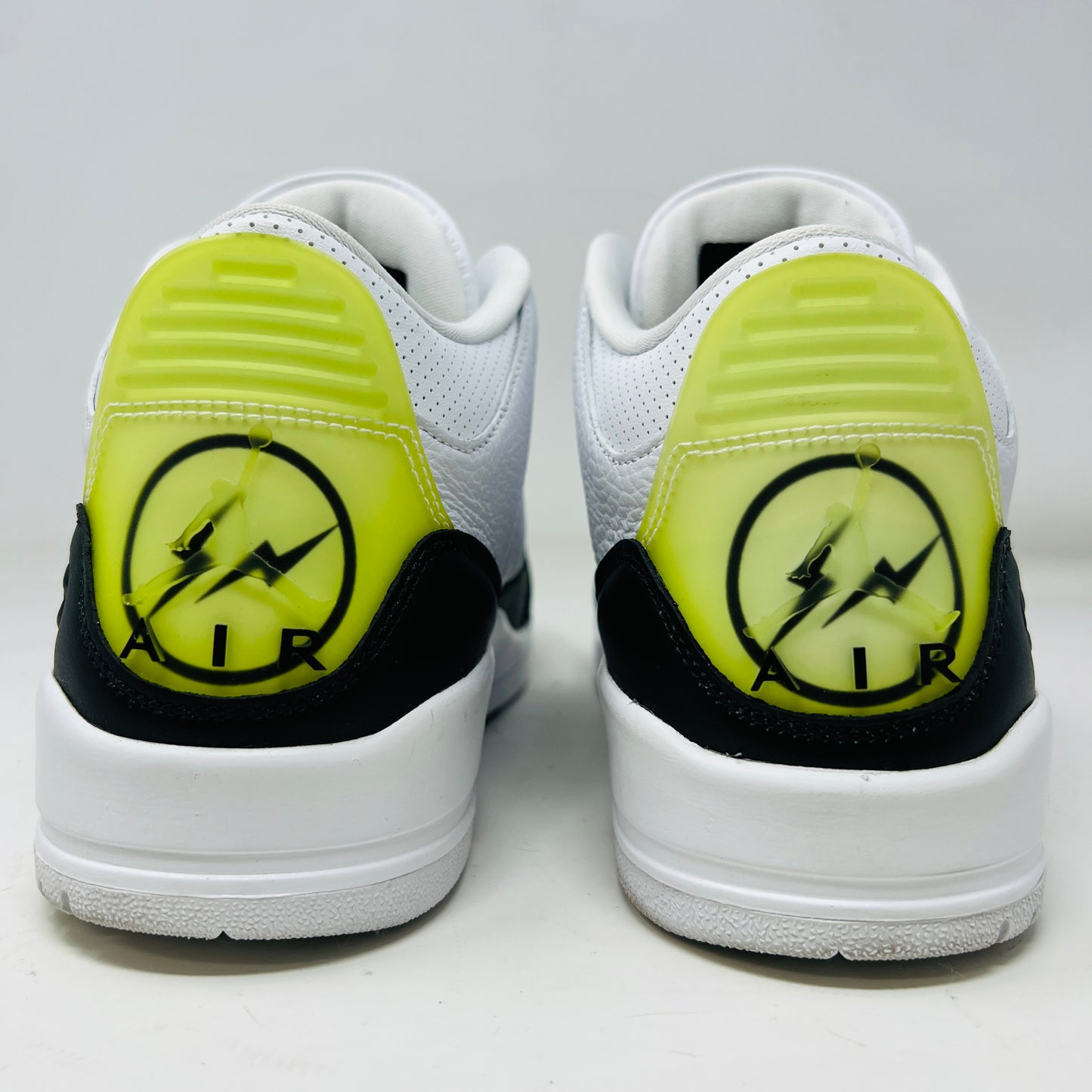 Jordan 3 Retro Fragment