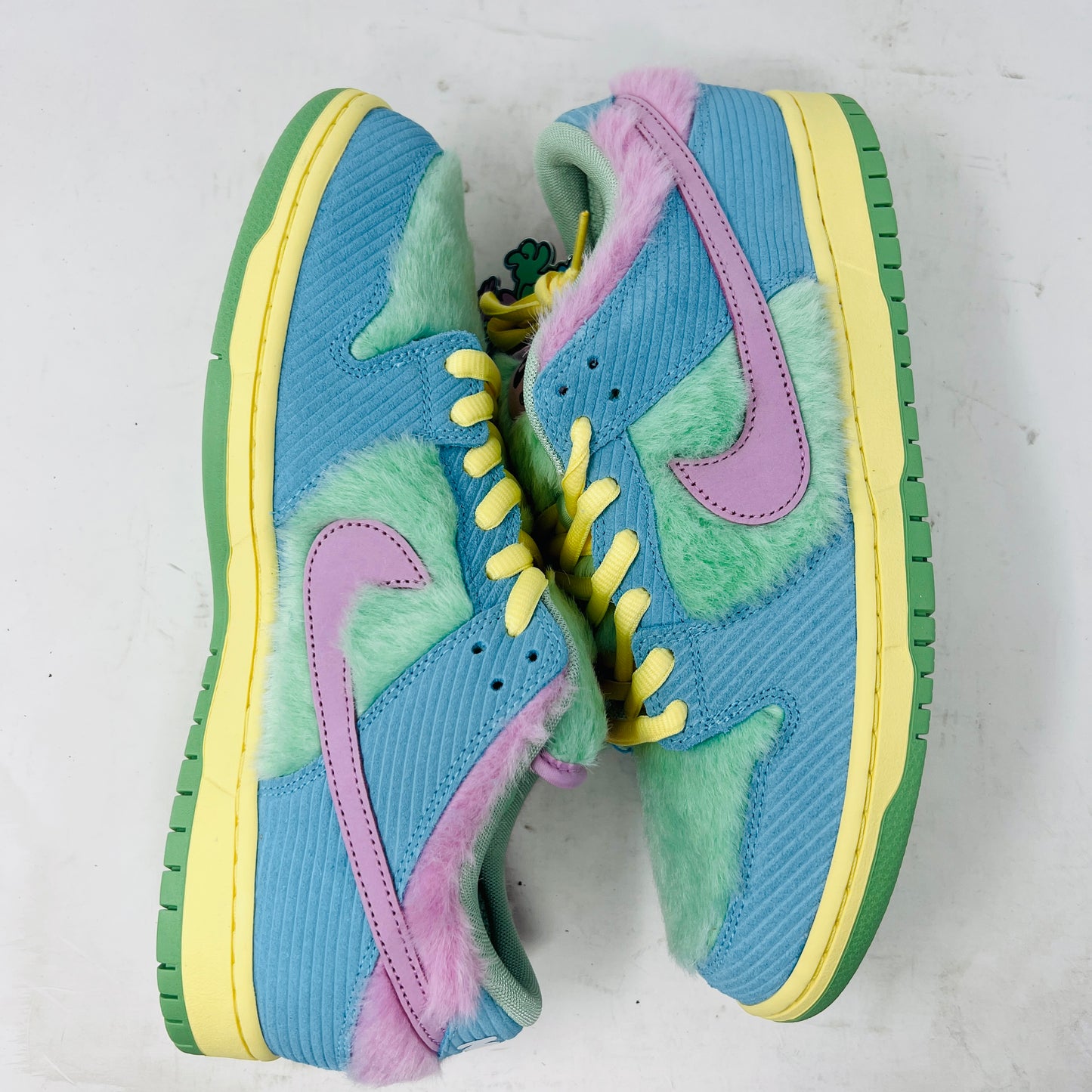 Nike SB Dunk Low Verdy Visty