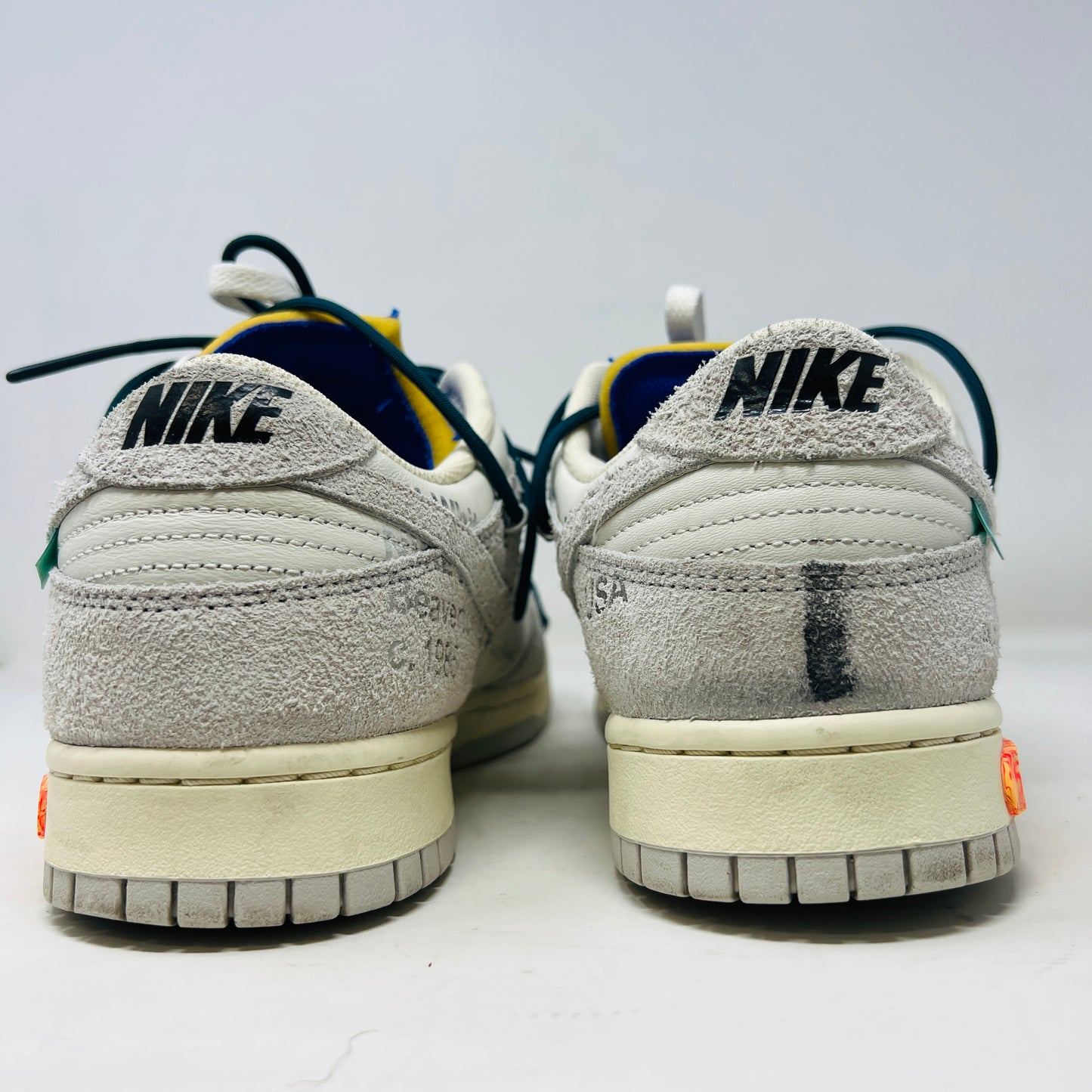 Nike Dunk Low Off-White Lot 16