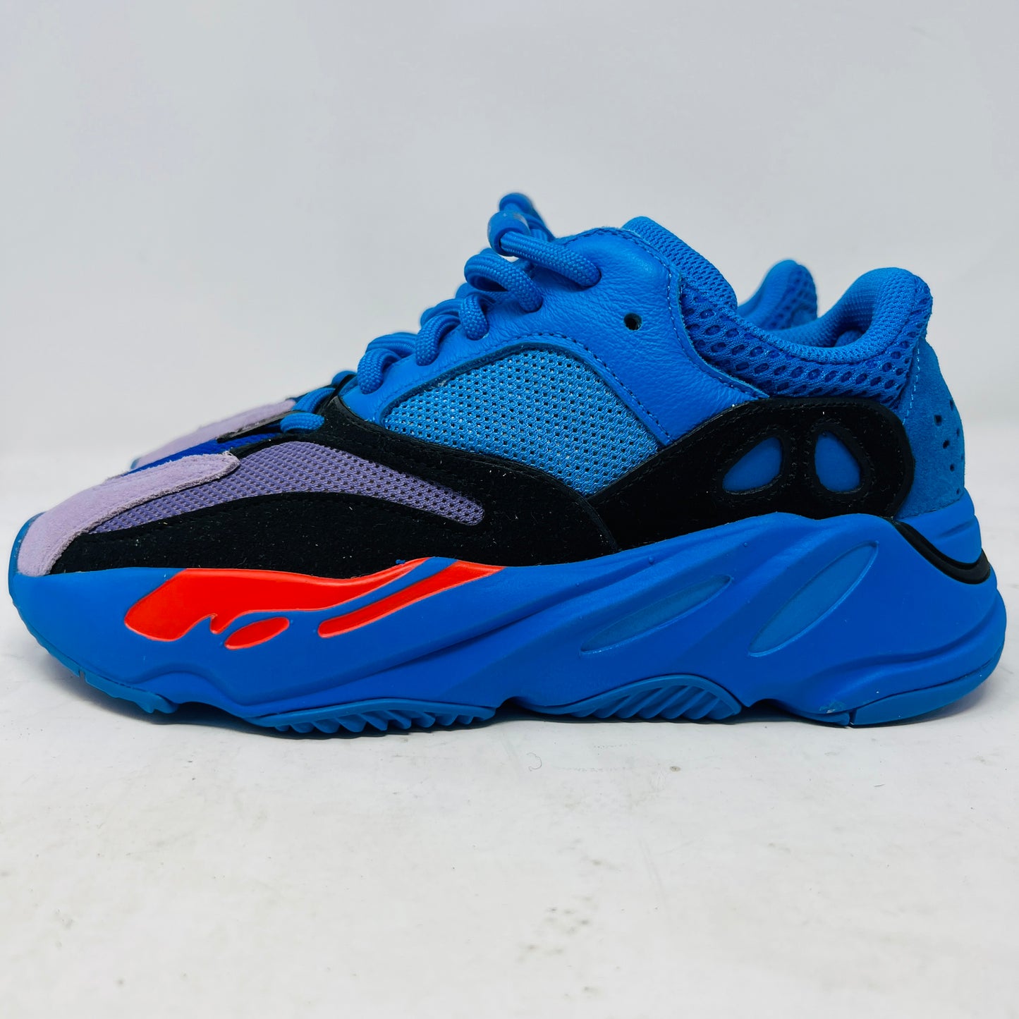 adidas Yeezy Boost 700 Hi-Res Blue
